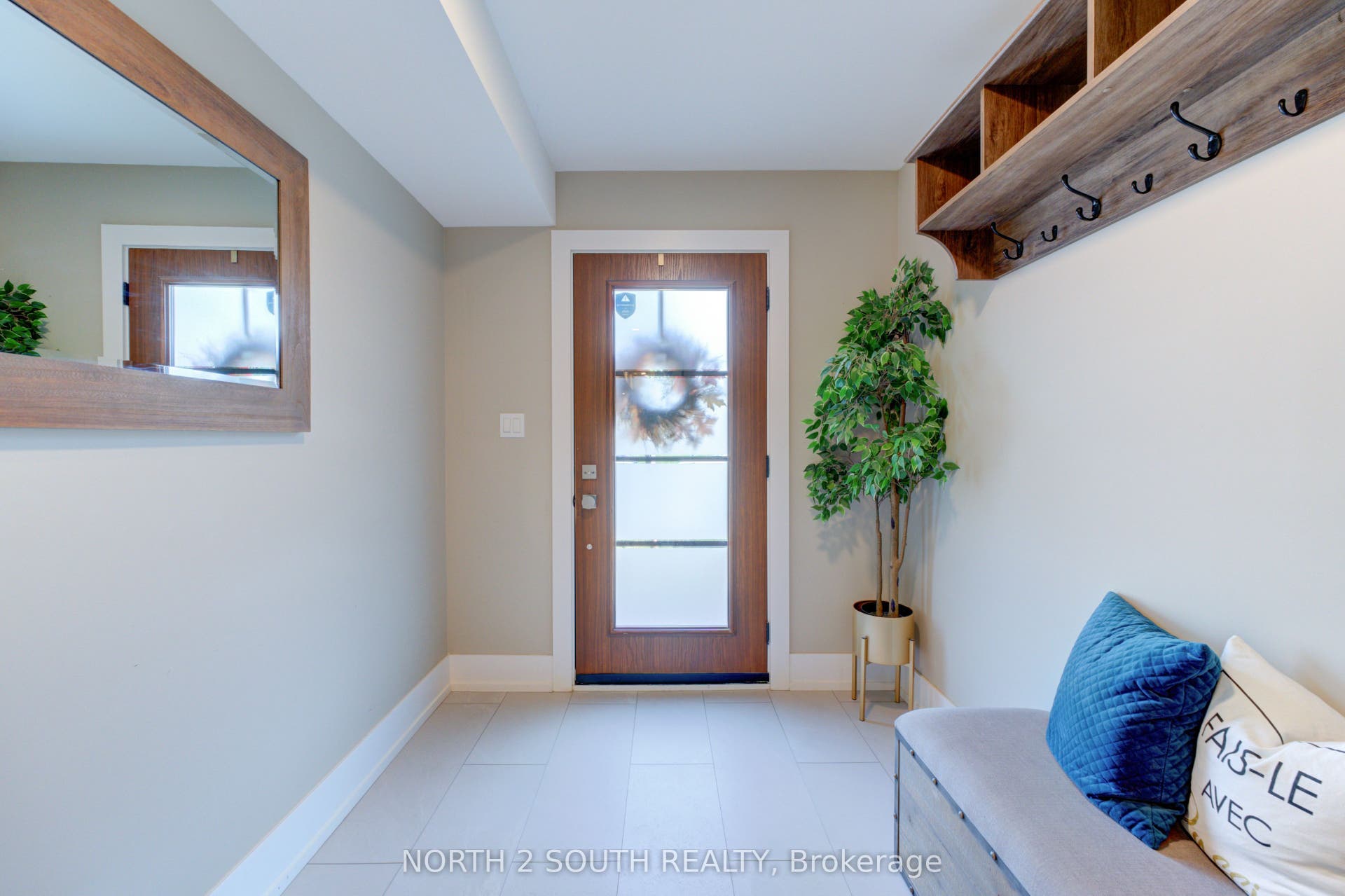 3 Spring Lane, #B, Brantford, Brantford ON N3T 4M2 3 Spring Lane, #B, Brantford, Brantford ON N3T 4M2