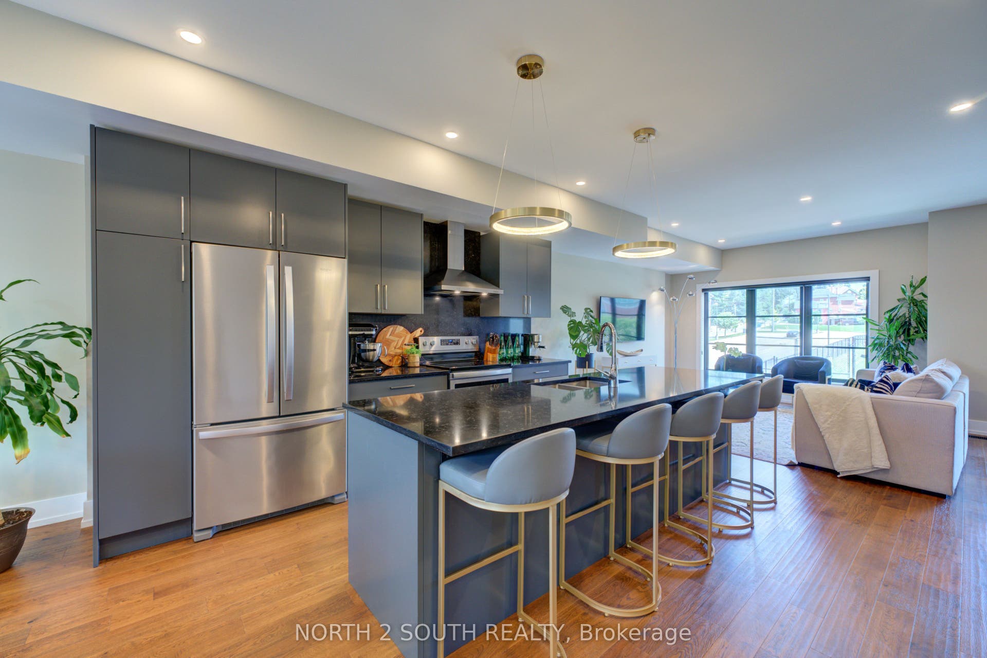3 Spring Lane, #B, Brantford, Brantford ON N3T 4M2 3 Spring Lane, #B, Brantford, Brantford ON N3T 4M2