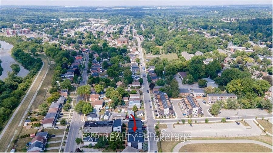3 Spring Lane, #B, Brantford, Brantford ON N3T 4M2 3 Spring Lane, #B, Brantford, Brantford ON N3T 4M2