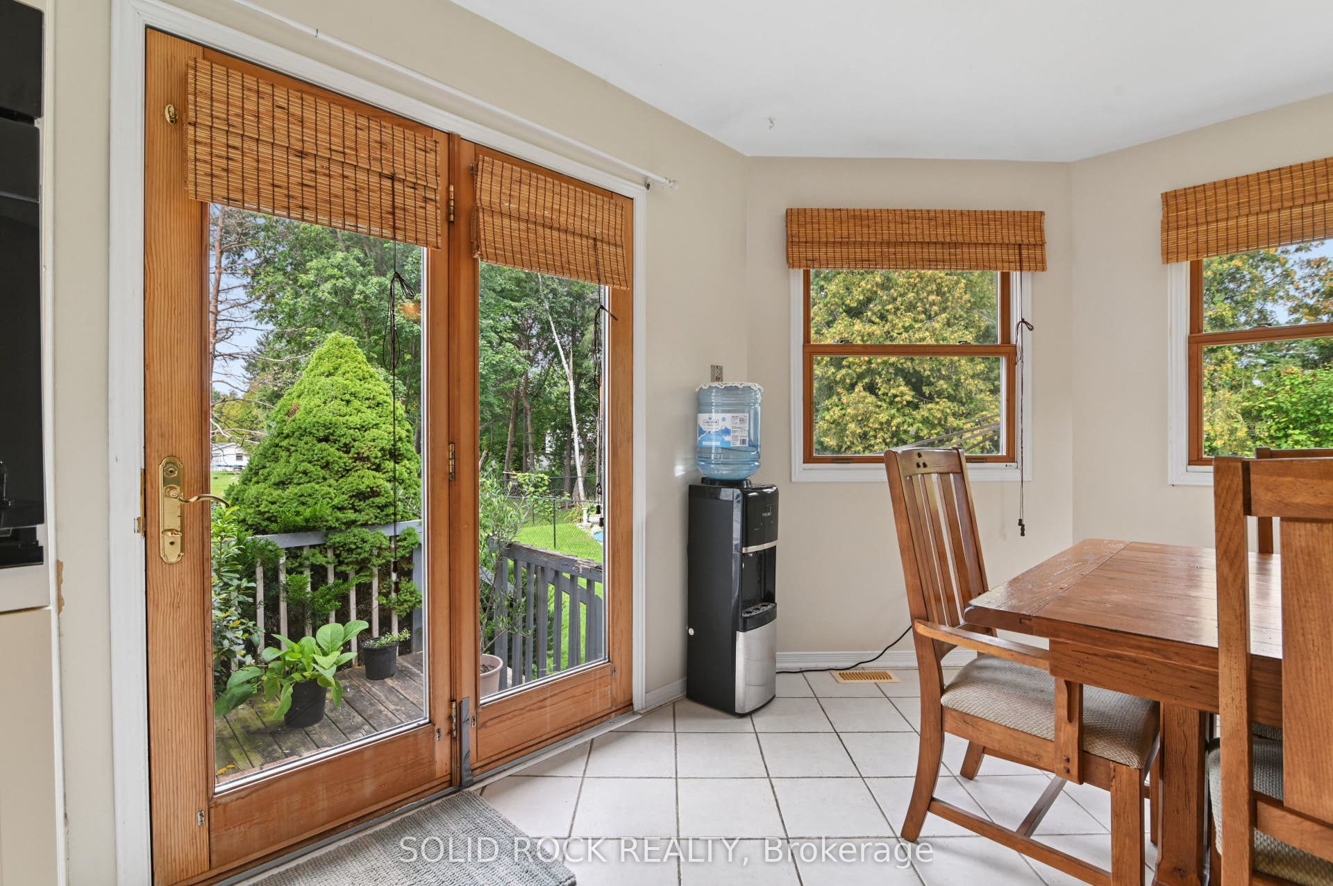 5663 Ferdinand Street, Greely - Metcalfe - Osgoode - Vernon And Area, Ottawa ON K0A 2W0 5663 Ferdinand Street, Greely - Metcalfe - Osgoode - Vernon And Area, Ottawa ON K0A 2W0