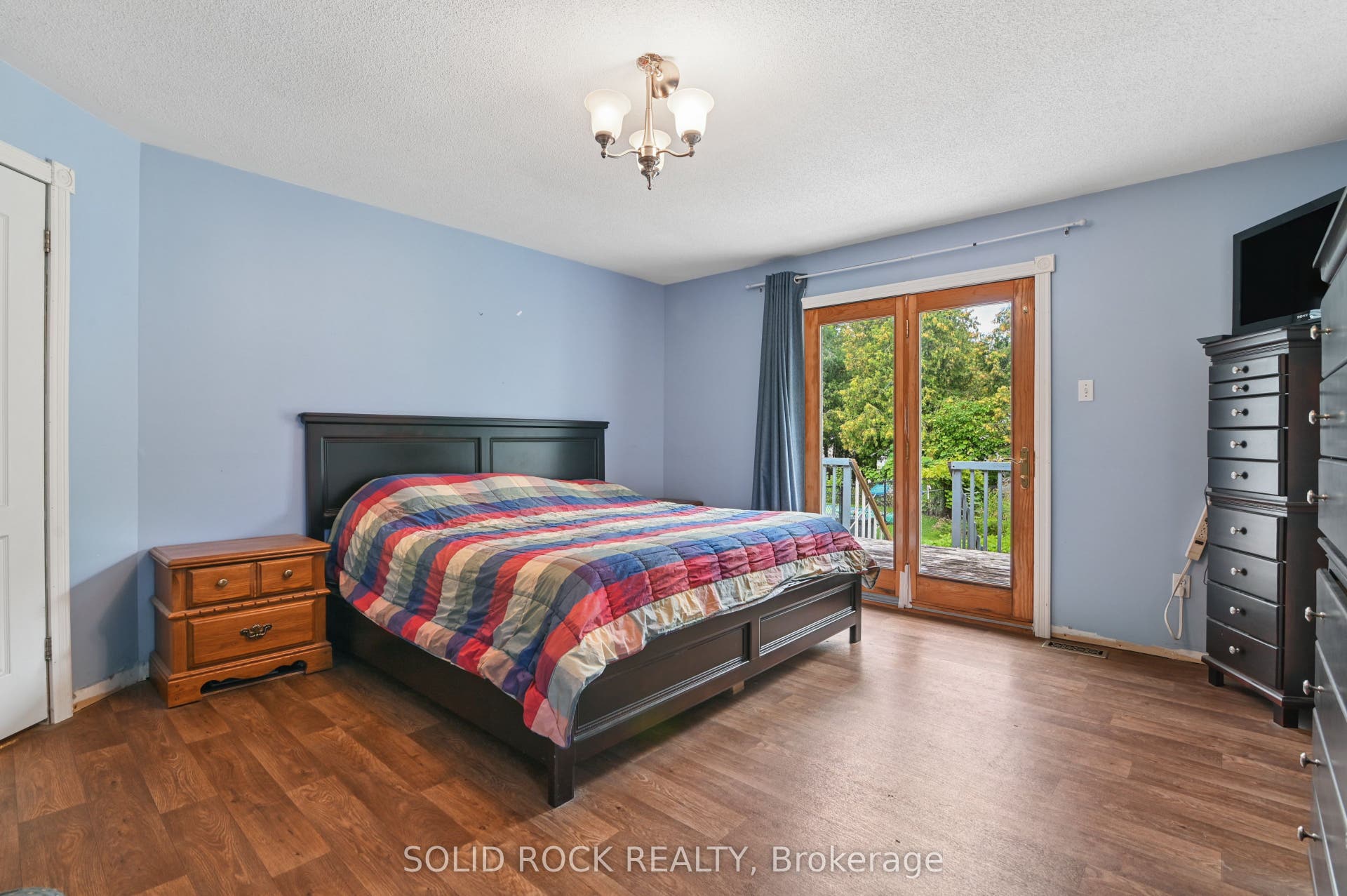 5663 Ferdinand Street, Greely - Metcalfe - Osgoode - Vernon And Area, Ottawa ON K0A 2W0 5663 Ferdinand Street, Greely - Metcalfe - Osgoode - Vernon And Area, Ottawa ON K0A 2W0