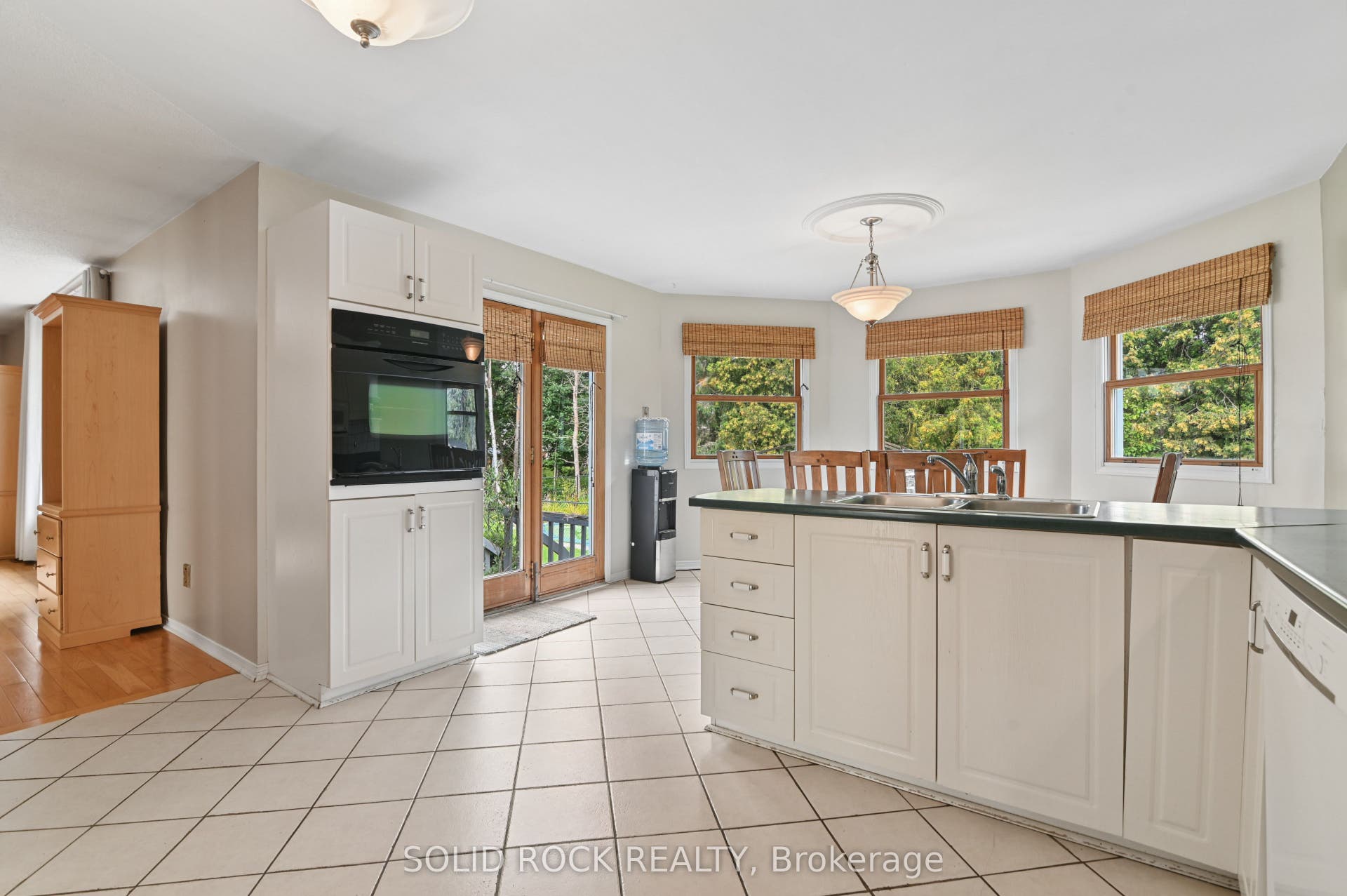 5663 Ferdinand Street, Greely - Metcalfe - Osgoode - Vernon And Area, Ottawa ON K0A 2W0 5663 Ferdinand Street, Greely - Metcalfe - Osgoode - Vernon And Area, Ottawa ON K0A 2W0