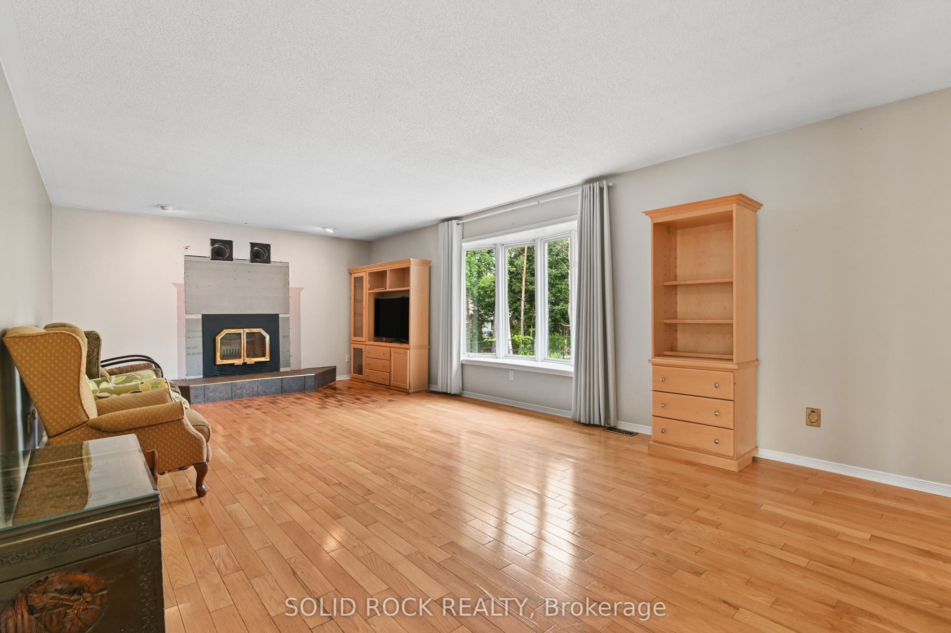 5663 Ferdinand Street, Greely - Metcalfe - Osgoode - Vernon And Area, Ottawa ON K0A 2W0 5663 Ferdinand Street, Greely - Metcalfe - Osgoode - Vernon And Area, Ottawa ON K0A 2W0