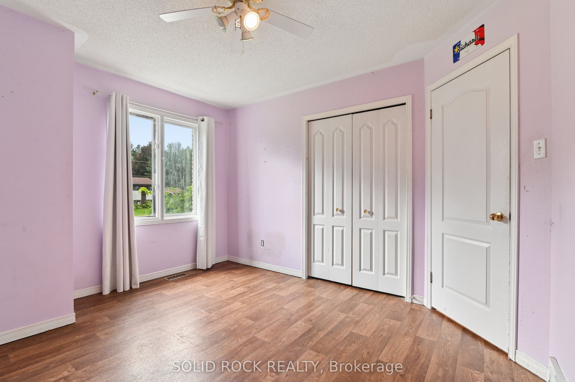 5663 Ferdinand Street, Greely - Metcalfe - Osgoode - Vernon And Area, Ottawa ON K0A 2W0 5663 Ferdinand Street, Greely - Metcalfe - Osgoode - Vernon And Area, Ottawa ON K0A 2W0