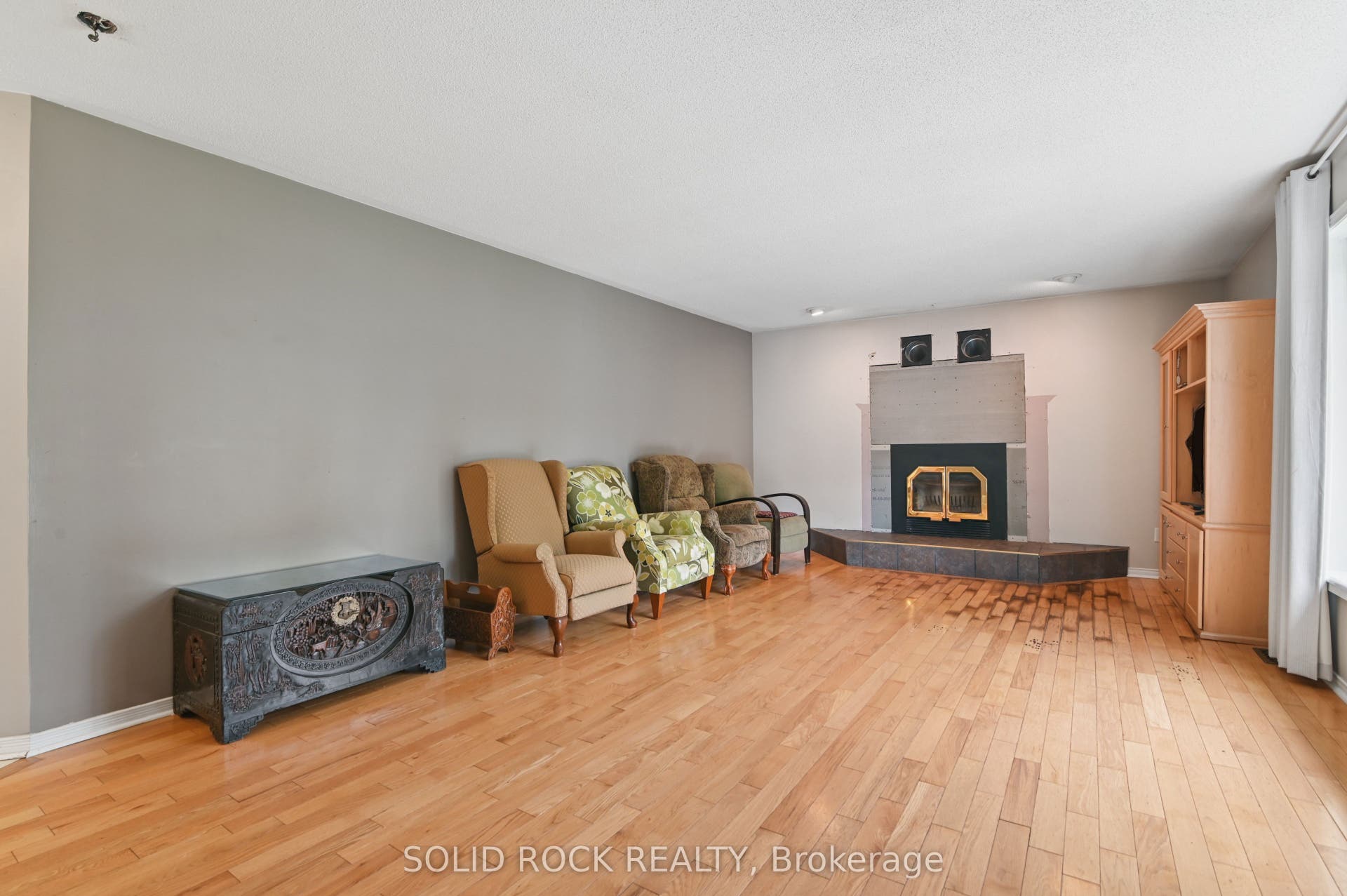 5663 Ferdinand Street, Greely - Metcalfe - Osgoode - Vernon And Area, Ottawa ON K0A 2W0 5663 Ferdinand Street, Greely - Metcalfe - Osgoode - Vernon And Area, Ottawa ON K0A 2W0