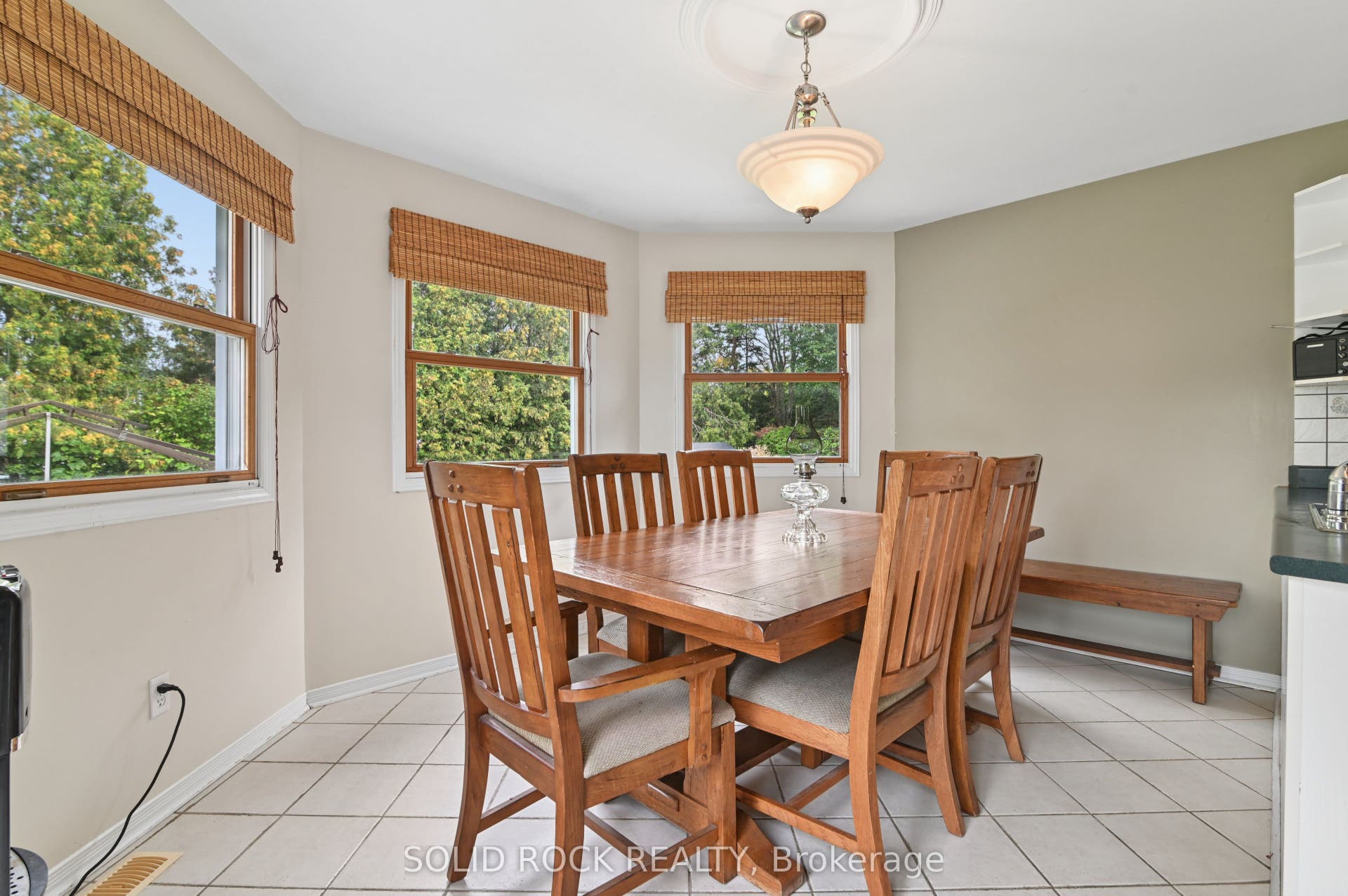 5663 Ferdinand Street, Greely - Metcalfe - Osgoode - Vernon And Area, Ottawa ON K0A 2W0 5663 Ferdinand Street, Greely - Metcalfe - Osgoode - Vernon And Area, Ottawa ON K0A 2W0