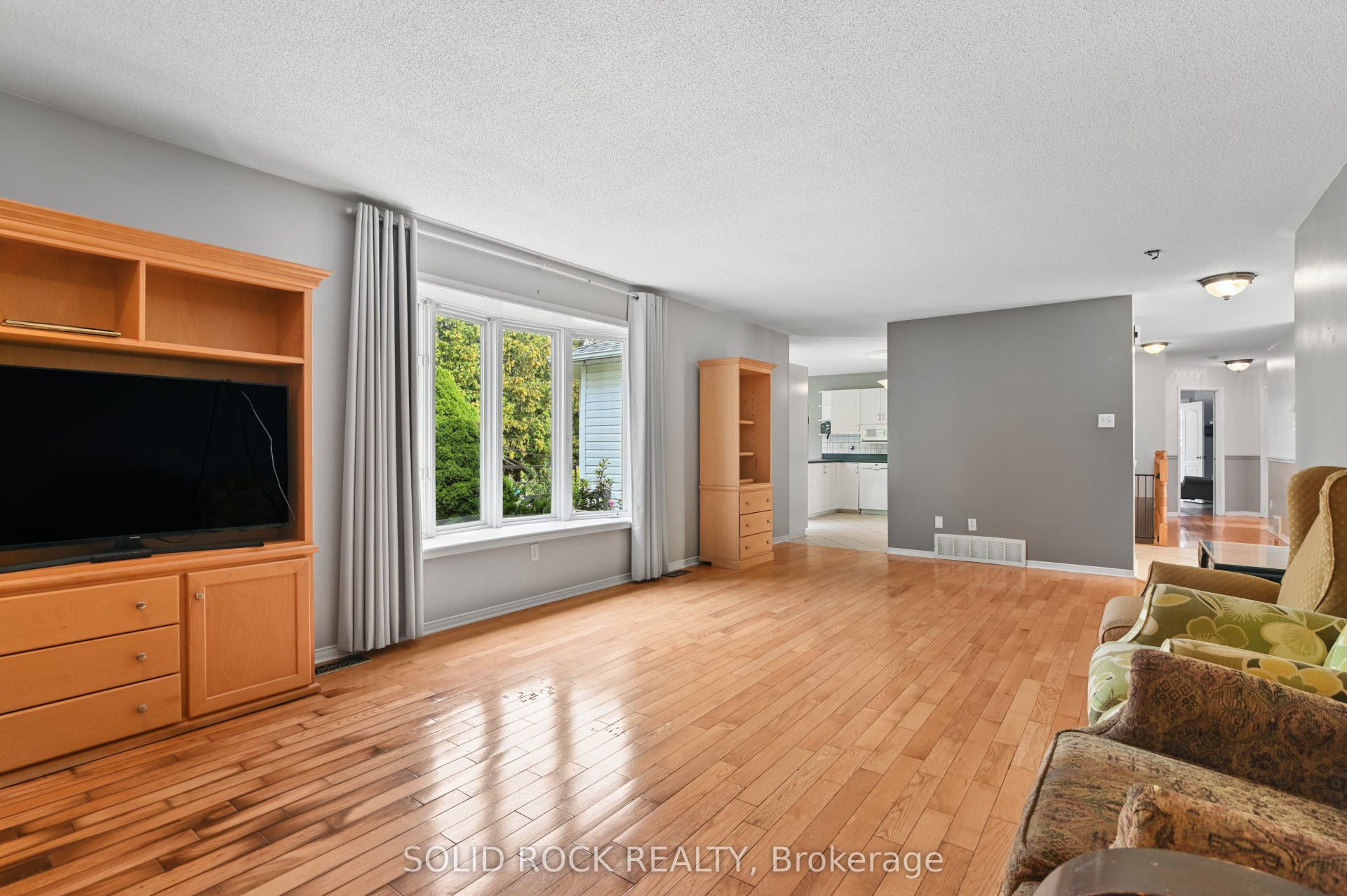 5663 Ferdinand Street, Greely - Metcalfe - Osgoode - Vernon And Area, Ottawa ON K0A 2W0 5663 Ferdinand Street, Greely - Metcalfe - Osgoode - Vernon And Area, Ottawa ON K0A 2W0