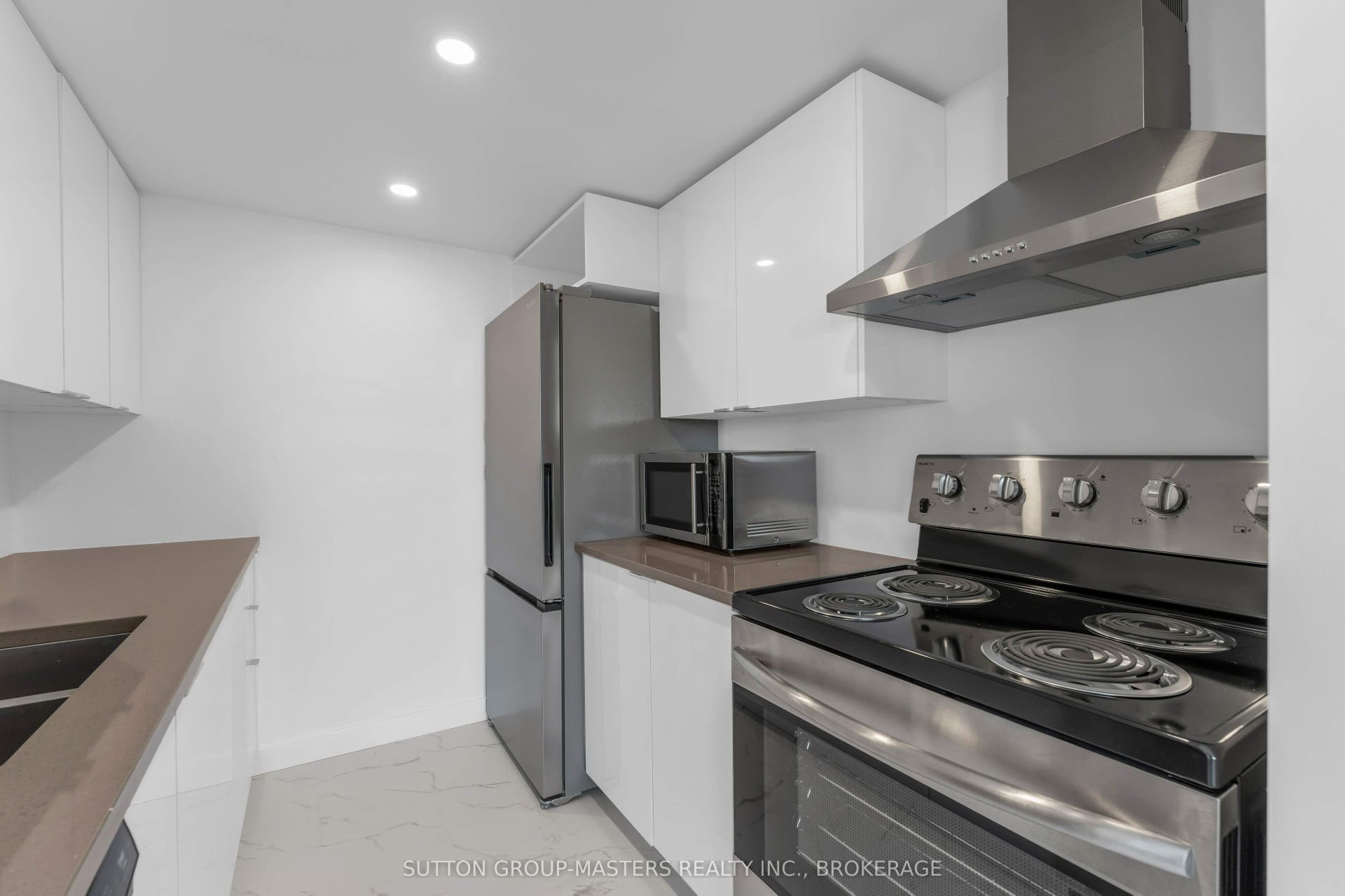 165 Ontario Street, #801, Kingston, Frontenac ON K7L 2Y6 165 Ontario Street, #801, Kingston, Frontenac ON K7L 2Y6