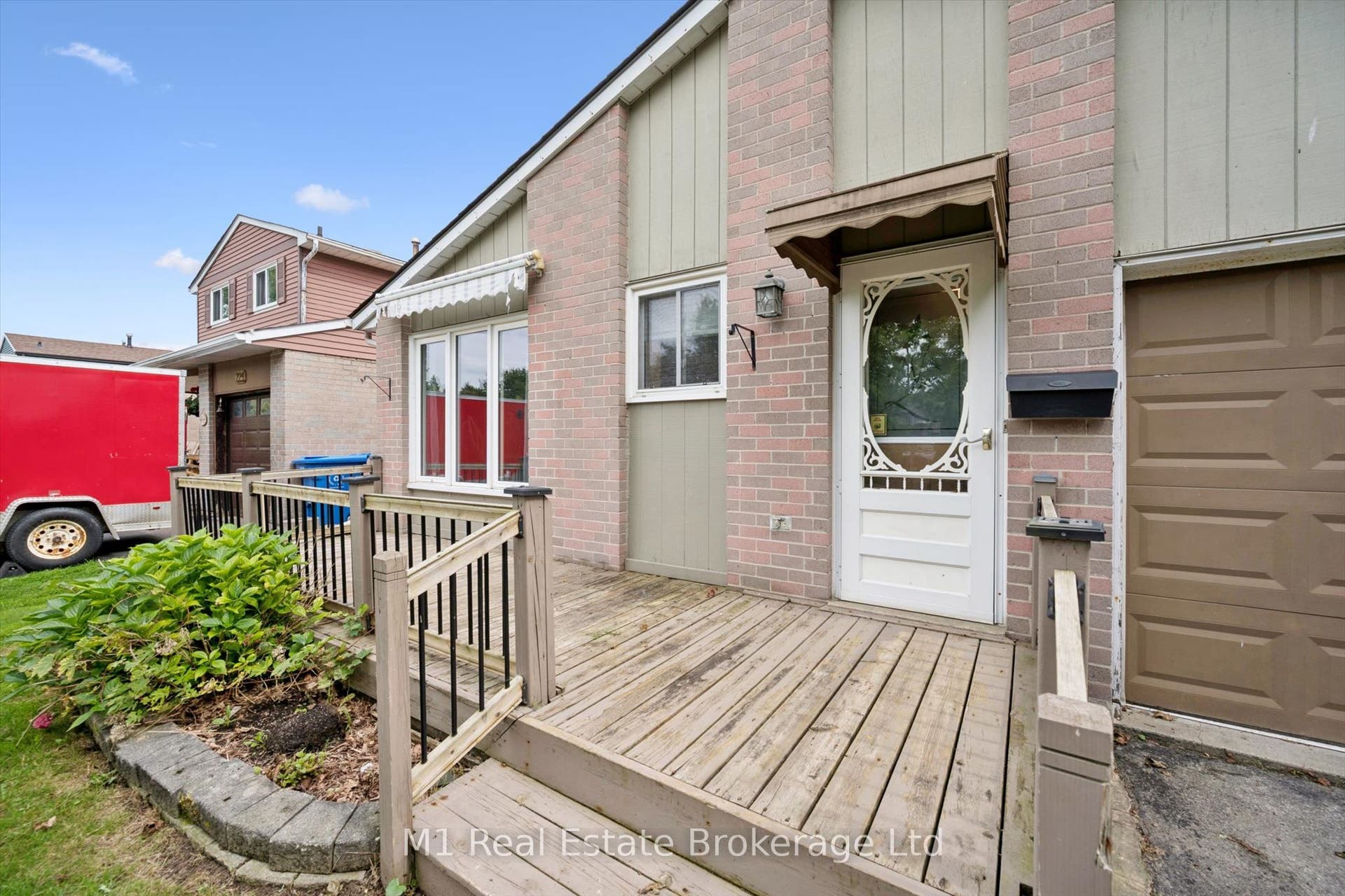 216 Parkside Drive E, Centre Wellington, Centre Wellington, Wellington ON N1M 3E8 216 Parkside Drive E, Centre Wellington, Centre Wellington, Wellington ON N1M 3E8