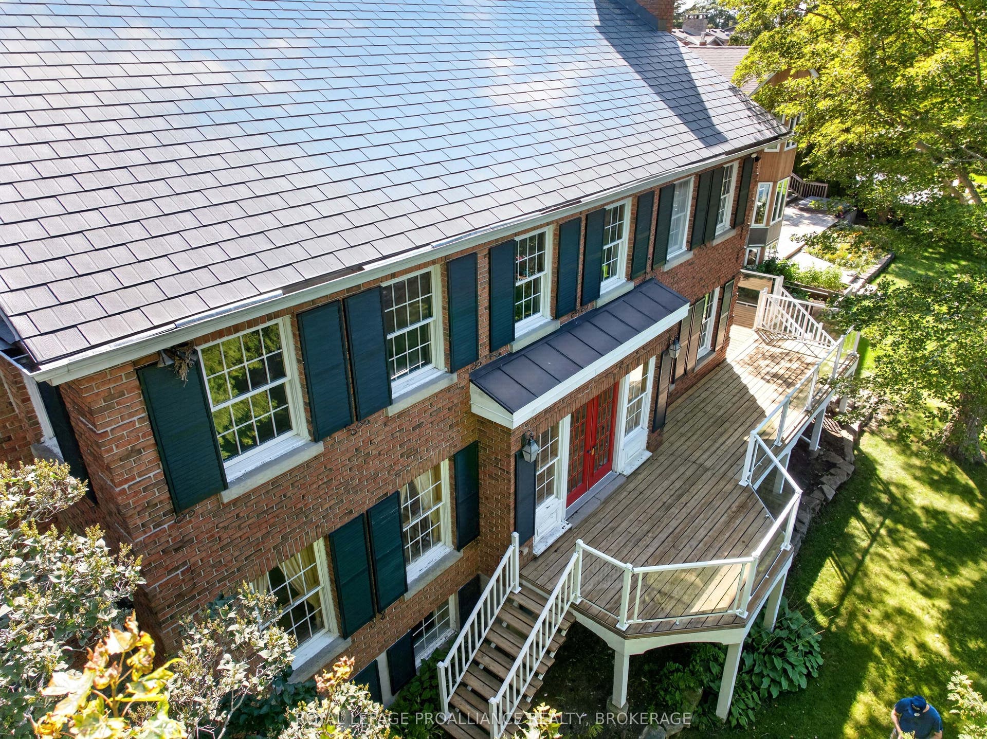 110 Lakeshore Boulevard, Kingston, Frontenac ON K7M 0A5 110 Lakeshore Boulevard, Kingston, Frontenac ON K7M 0A5