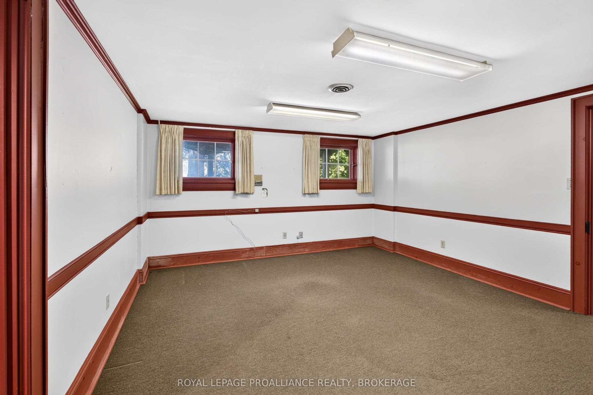 110 Lakeshore Boulevard, Kingston, Frontenac ON K7M 0A5 110 Lakeshore Boulevard, Kingston, Frontenac ON K7M 0A5