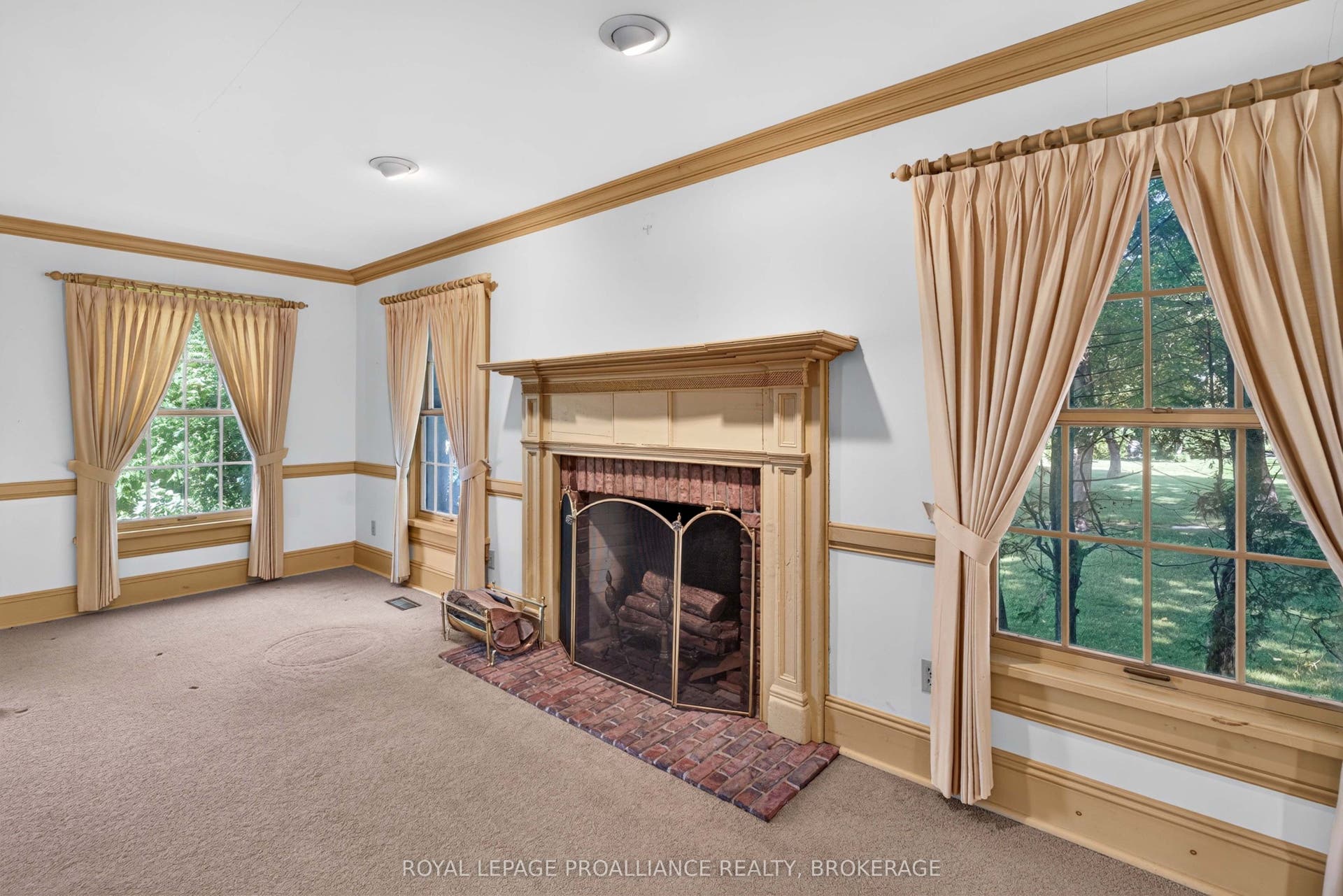 110 Lakeshore Boulevard, Kingston, Frontenac ON K7M 0A5 110 Lakeshore Boulevard, Kingston, Frontenac ON K7M 0A5