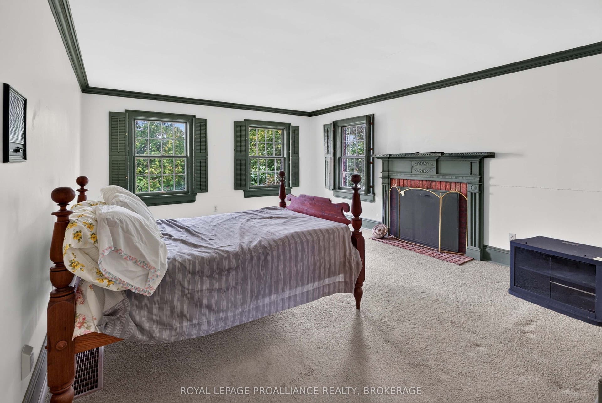 110 Lakeshore Boulevard, Kingston, Frontenac ON K7M 0A5 110 Lakeshore Boulevard, Kingston, Frontenac ON K7M 0A5