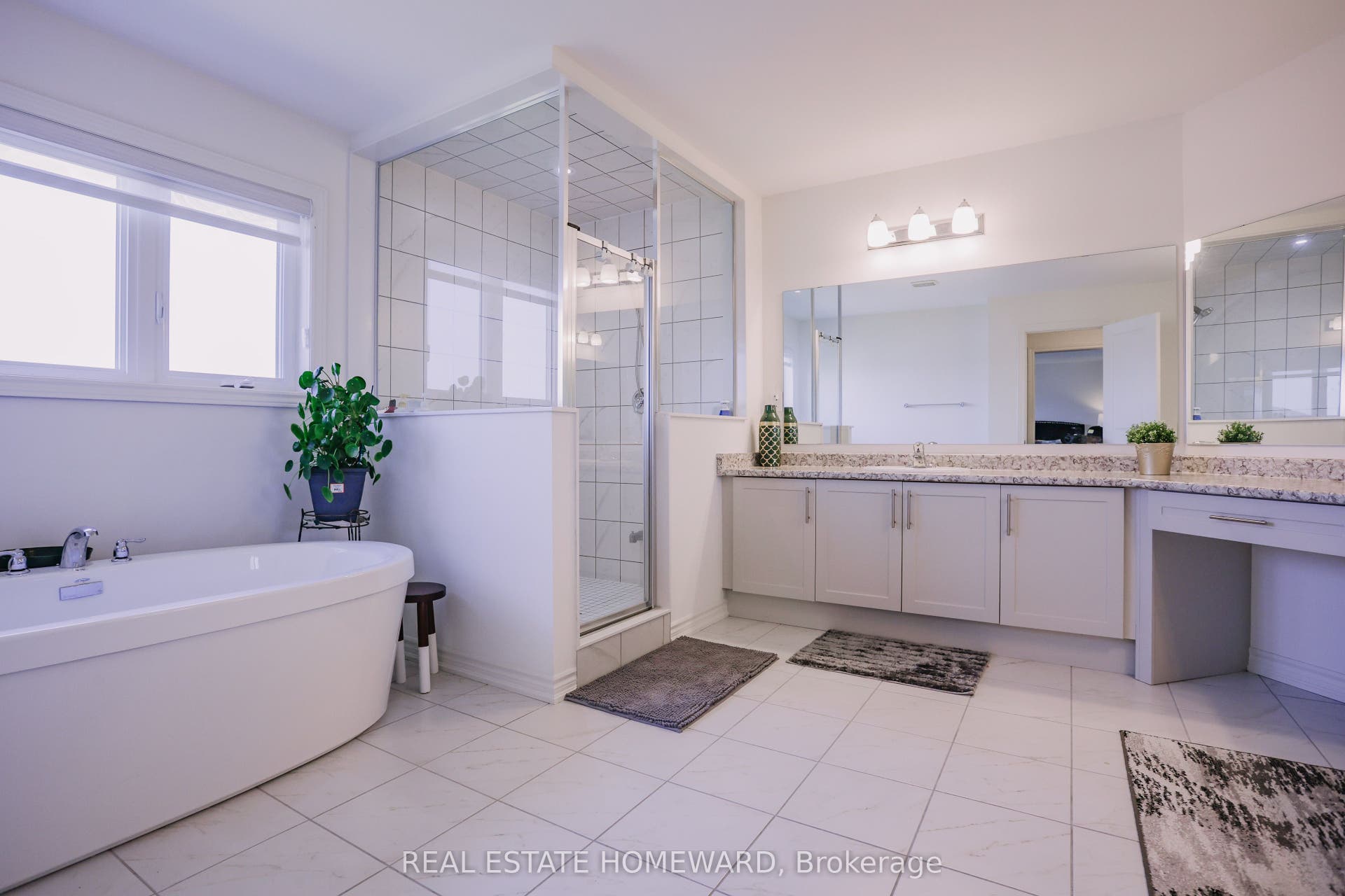 111 Rea Drive, Centre Wellington, Wellington ON N1M 2W3 Master Bedroom Bath