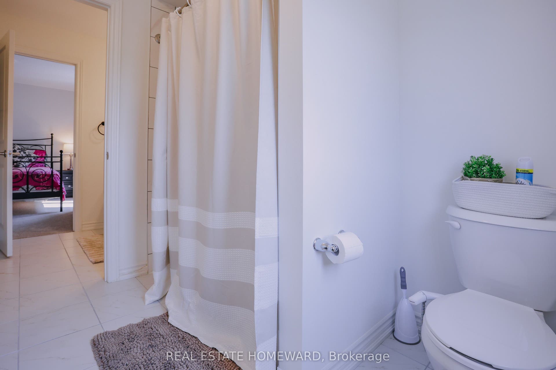 111 Rea Drive, Centre Wellington, Wellington ON N1M 2W3 Bathroom