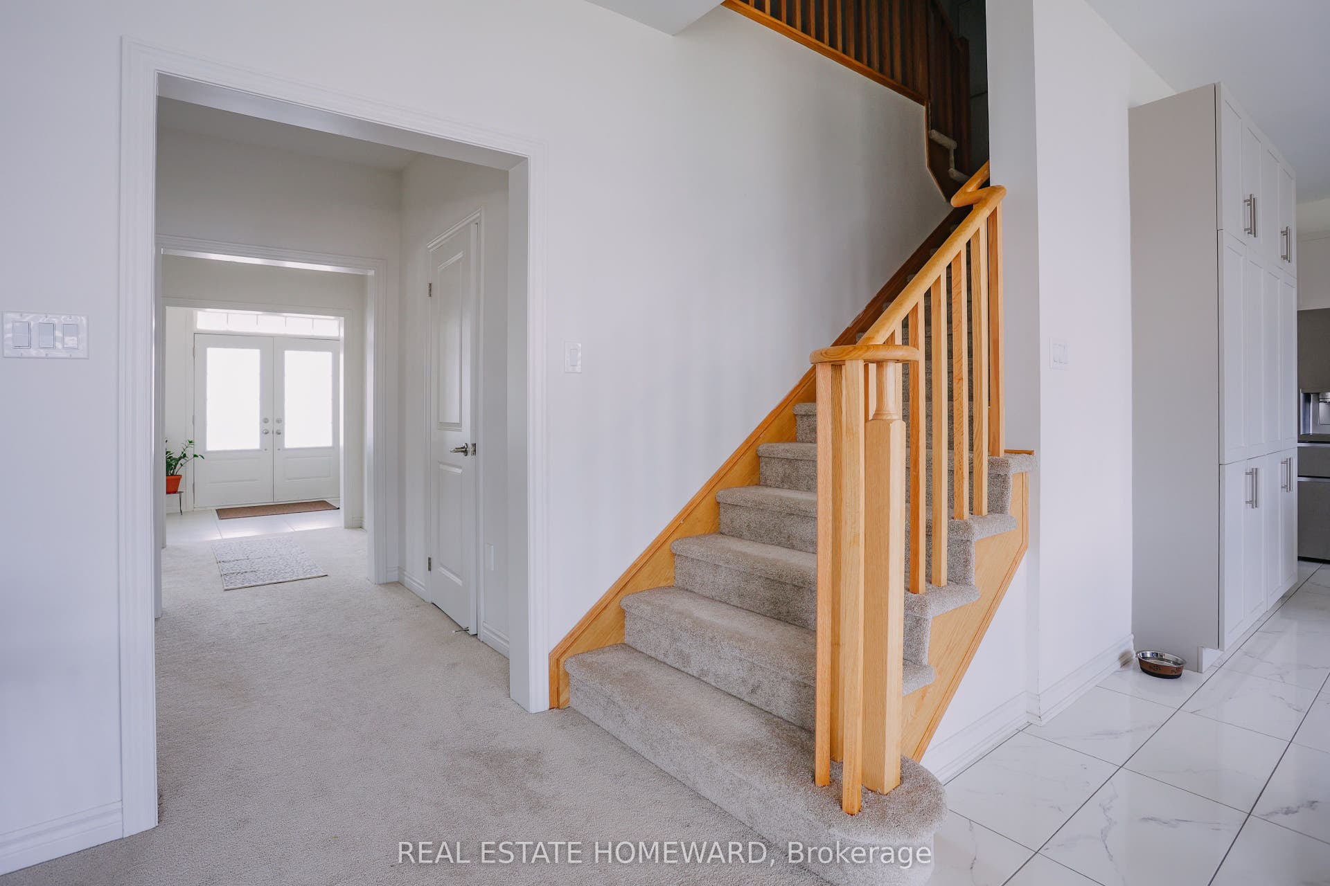 111 Rea Drive, Centre Wellington, Wellington ON N1M 2W3 Stairway