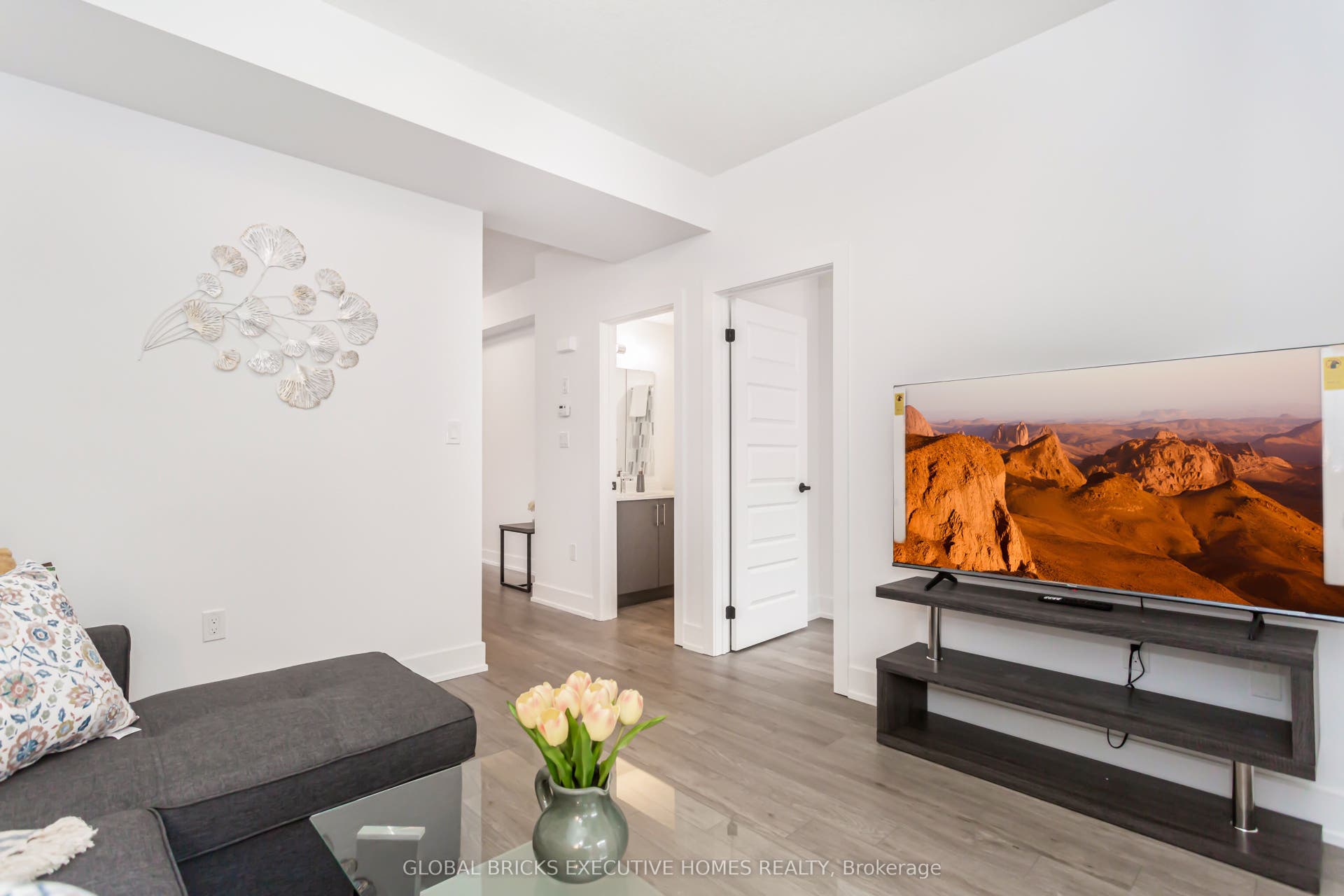 99 Roger Street, #15, Waterloo, Waterloo ON N2J 0G1