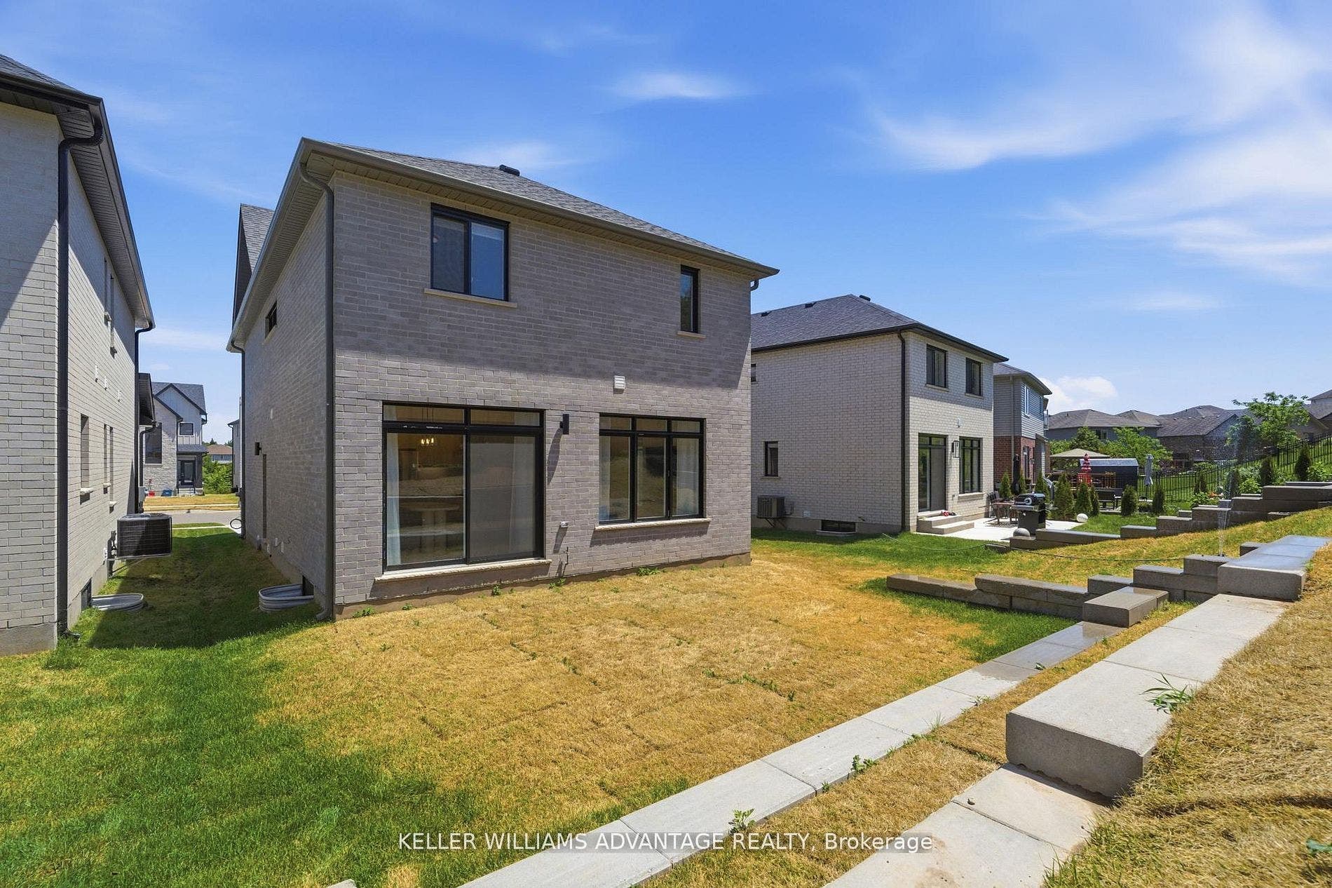 450 Westhaven Street, Waterloo, Waterloo ON N2T 2R2 450 Westhaven Street, Waterloo, Waterloo ON N2T 2R2