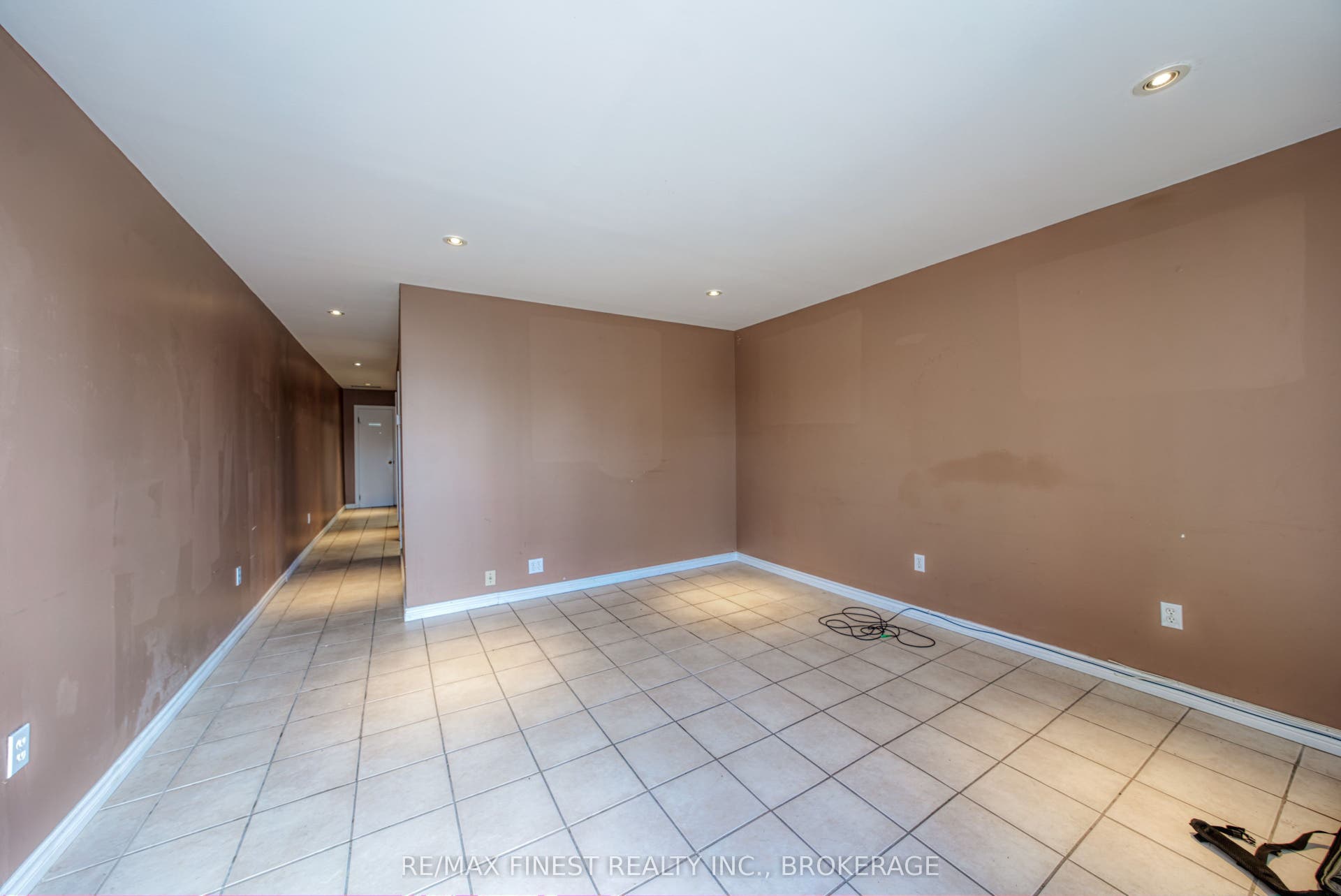 1786 Bath Road, #5, Kingston, Frontenac ON K7M 4Y2 1786 Bath Road, #5, Kingston, Frontenac ON K7M 4Y2