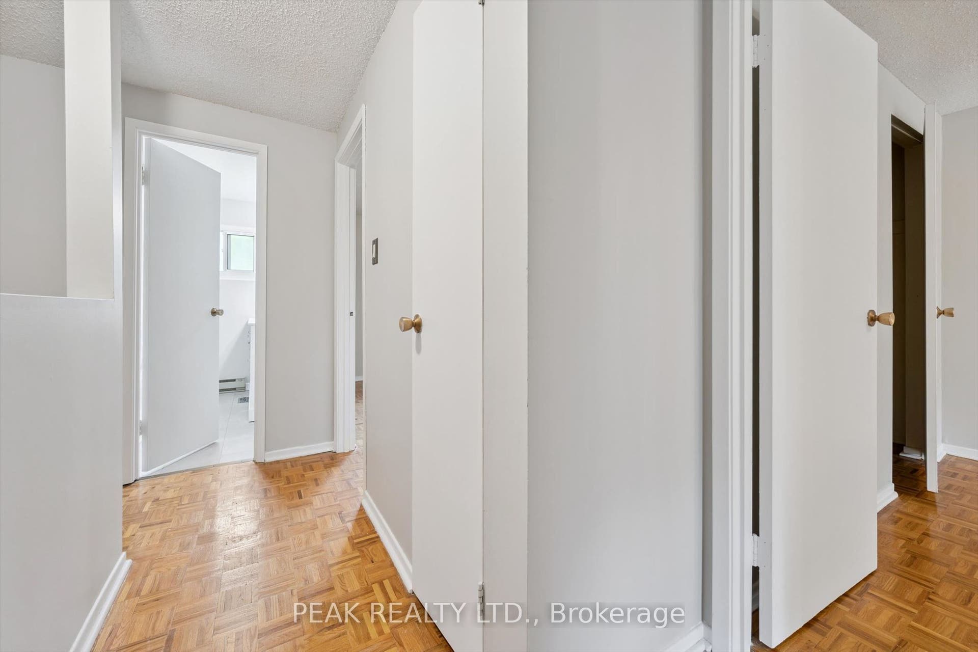657B Albert Street, Waterloo, Waterloo ON N2L 3V5 657B Albert Street, Waterloo, Waterloo ON N2L 3V5