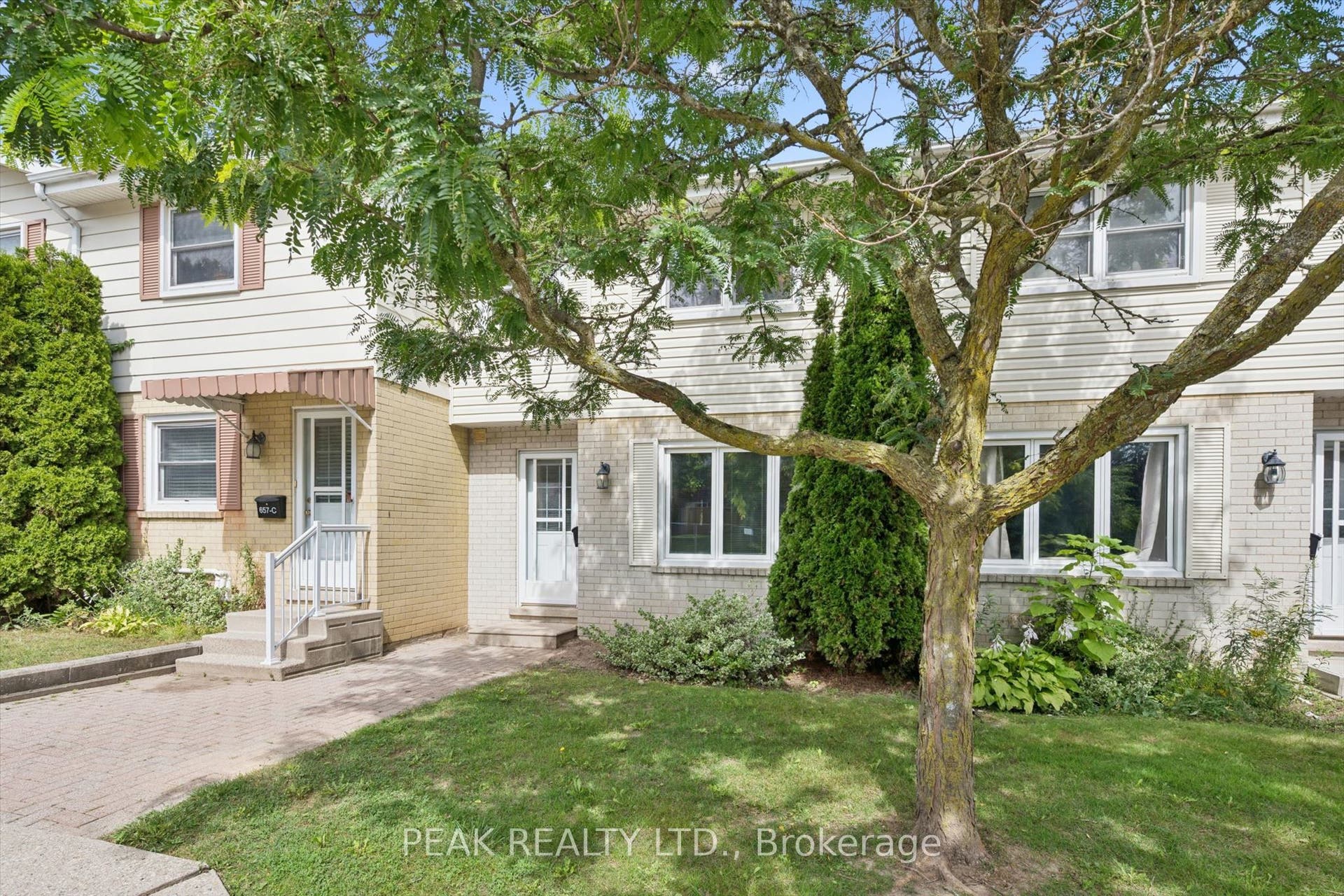 657B Albert Street, Waterloo, Waterloo ON N2L 3V5 657B Albert Street, Waterloo, Waterloo ON N2L 3V5