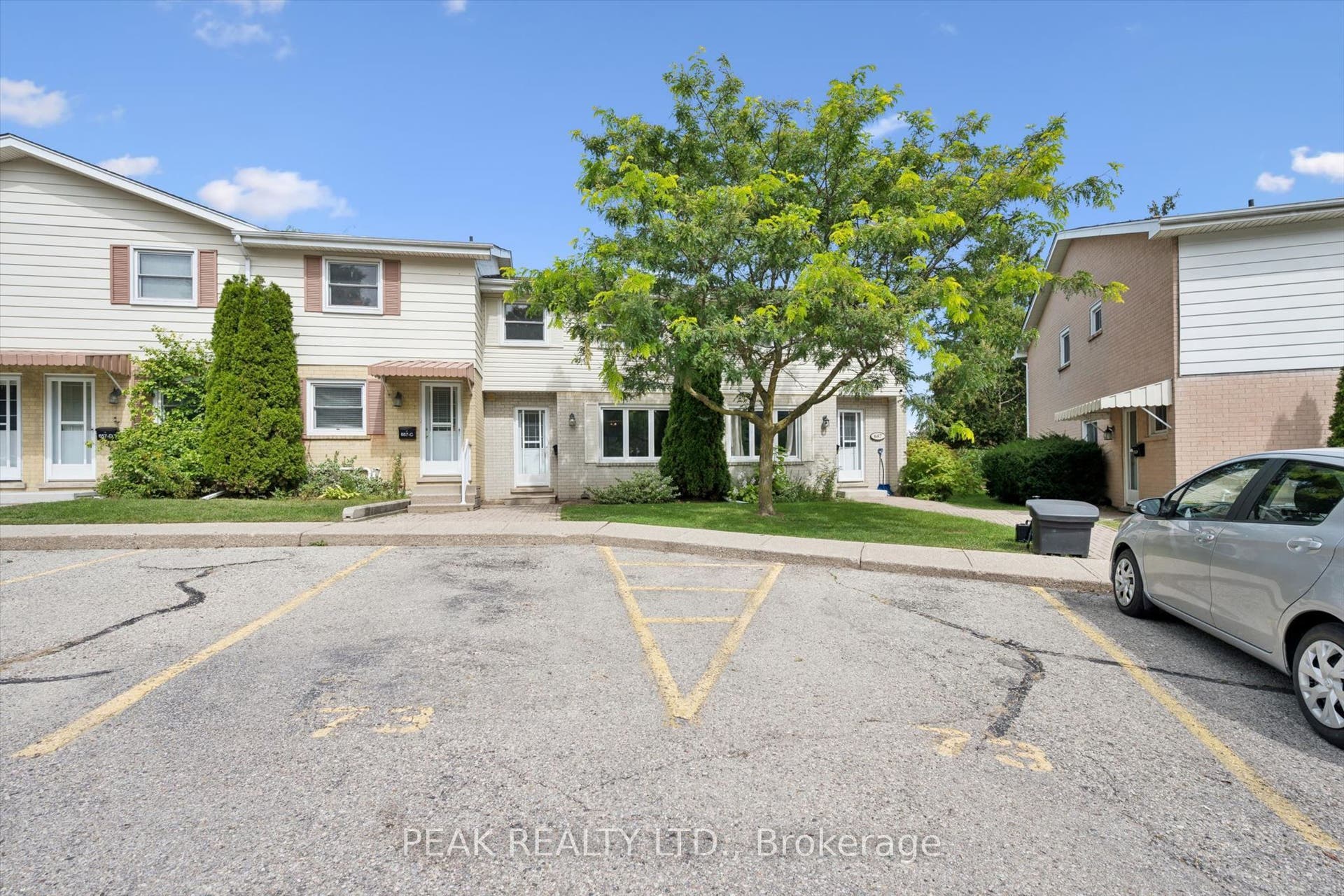 657B Albert Street, Waterloo, Waterloo ON N2L 3V5 657B Albert Street, Waterloo, Waterloo ON N2L 3V5
