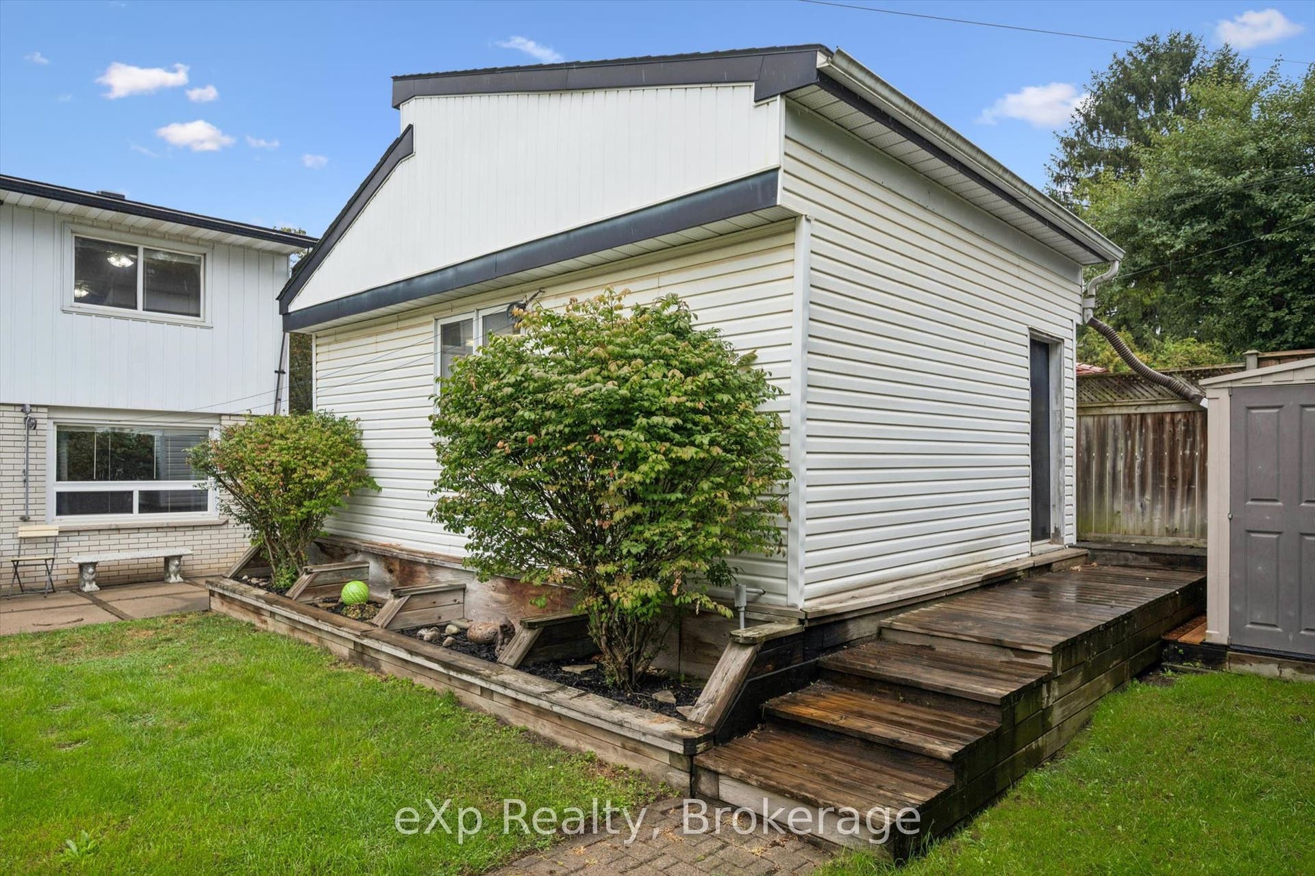 130 Speedvale Avenue W, Guelph, Wellington ON N1H 1K4 130 Speedvale Avenue W, Guelph, Wellington ON N1H 1K4