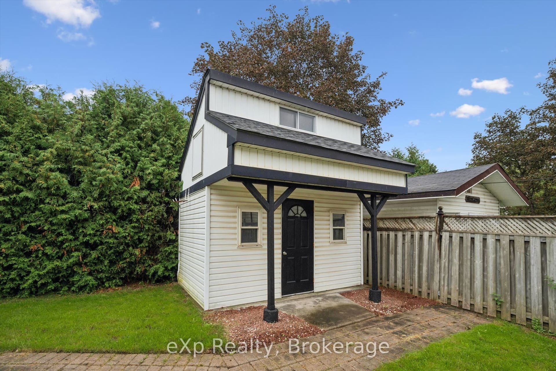 130 Speedvale Avenue W, Guelph, Wellington ON N1H 1K4 130 Speedvale Avenue W, Guelph, Wellington ON N1H 1K4