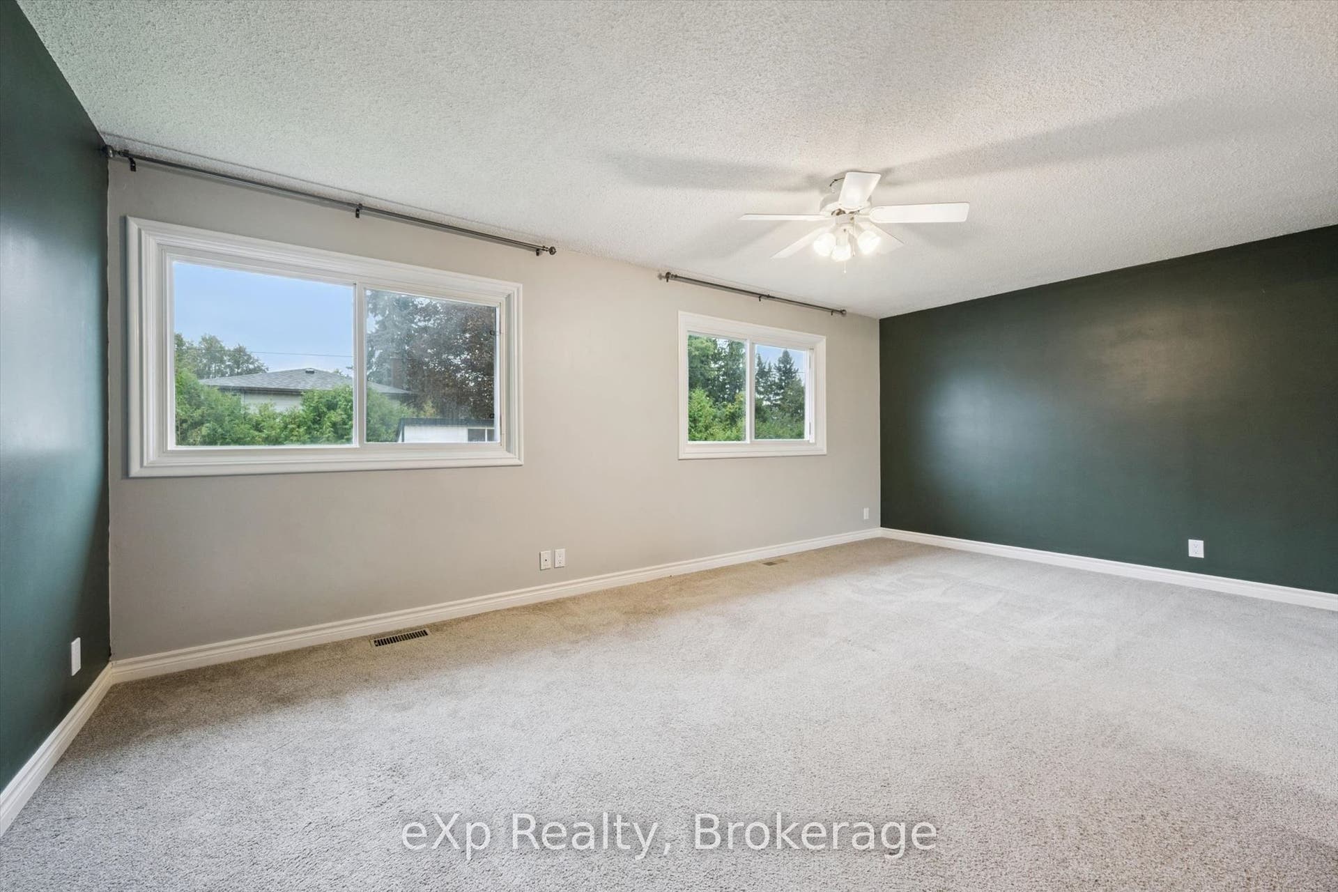 130 Speedvale Avenue W, Guelph, Wellington ON N1H 1K4 130 Speedvale Avenue W, Guelph, Wellington ON N1H 1K4
