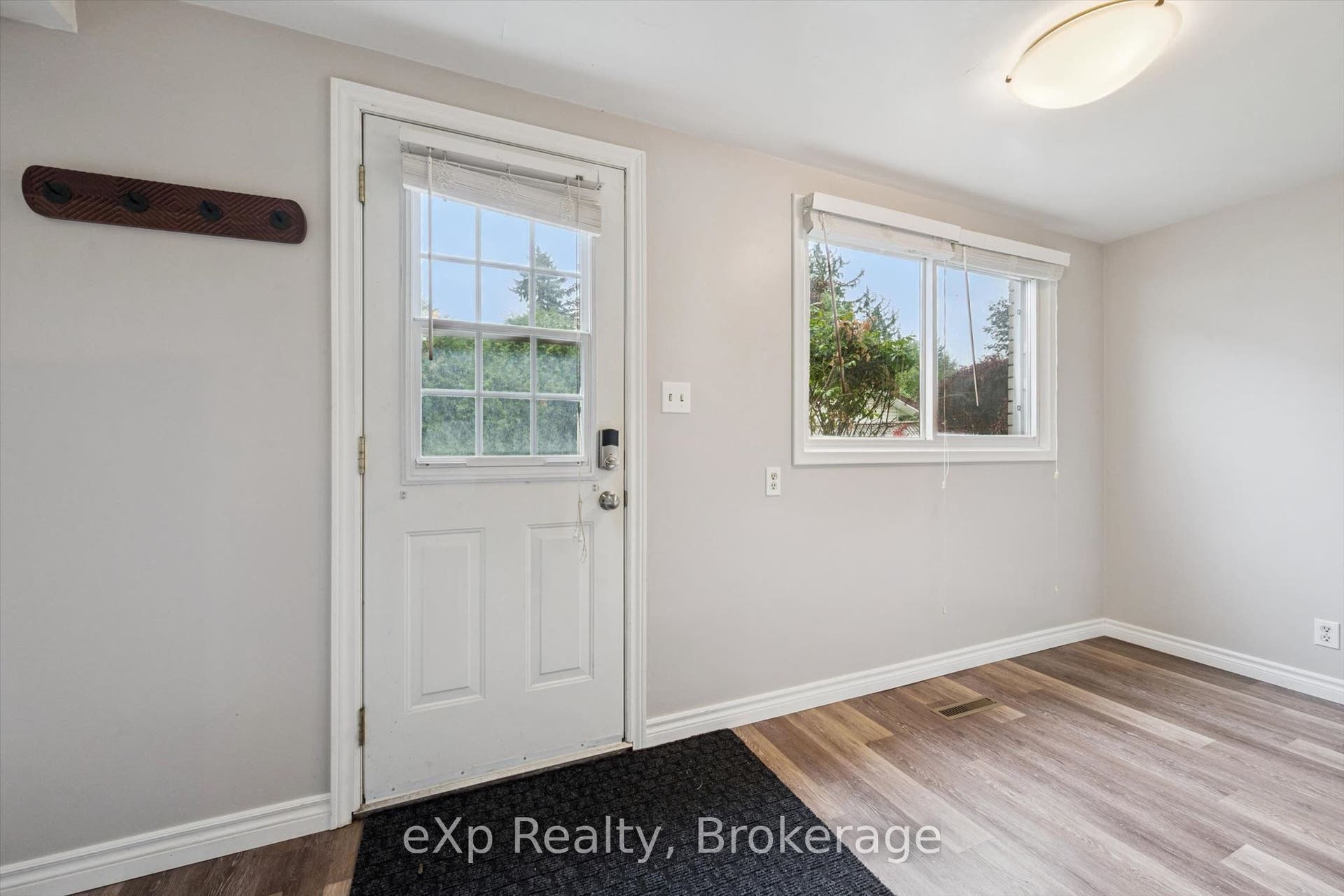 130 Speedvale Avenue W, Guelph, Wellington ON N1H 1K4 130 Speedvale Avenue W, Guelph, Wellington ON N1H 1K4