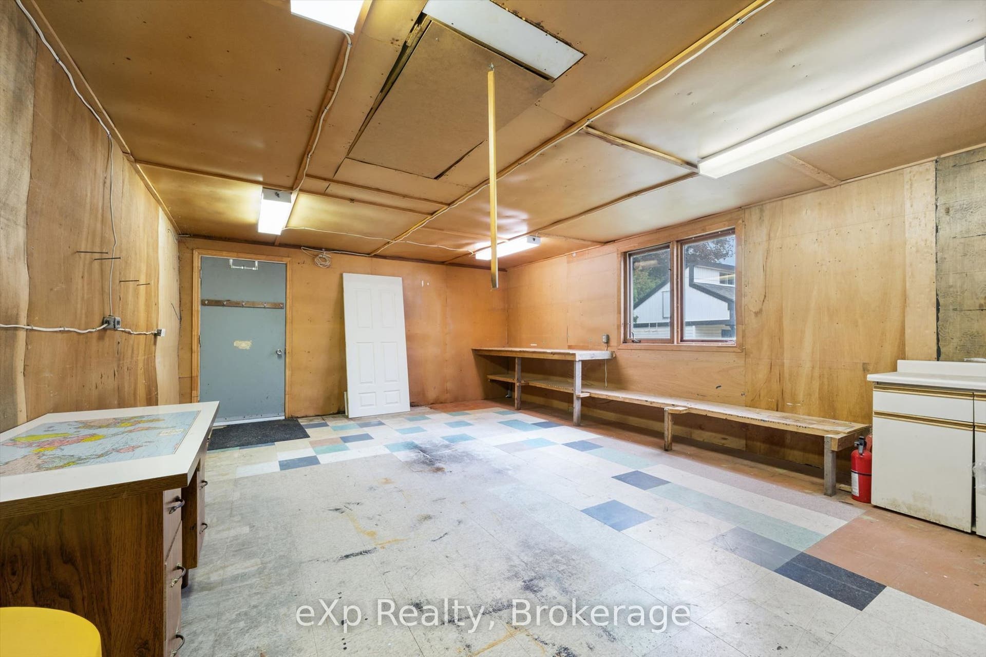 130 Speedvale Avenue W, Guelph, Wellington ON N1H 1K4 130 Speedvale Avenue W, Guelph, Wellington ON N1H 1K4