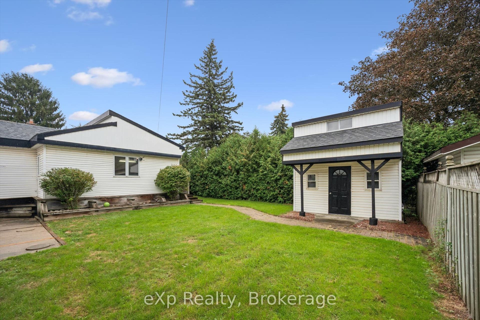 130 Speedvale Avenue W, Guelph, Wellington ON N1H 1K4 130 Speedvale Avenue W, Guelph, Wellington ON N1H 1K4