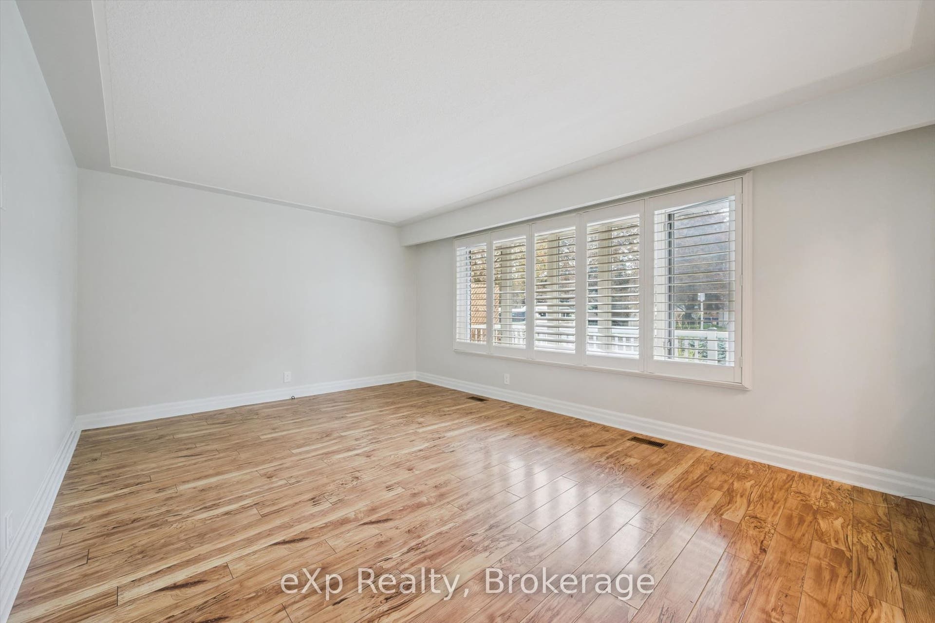 130 Speedvale Avenue W, Guelph, Wellington ON N1H 1K4 130 Speedvale Avenue W, Guelph, Wellington ON N1H 1K4