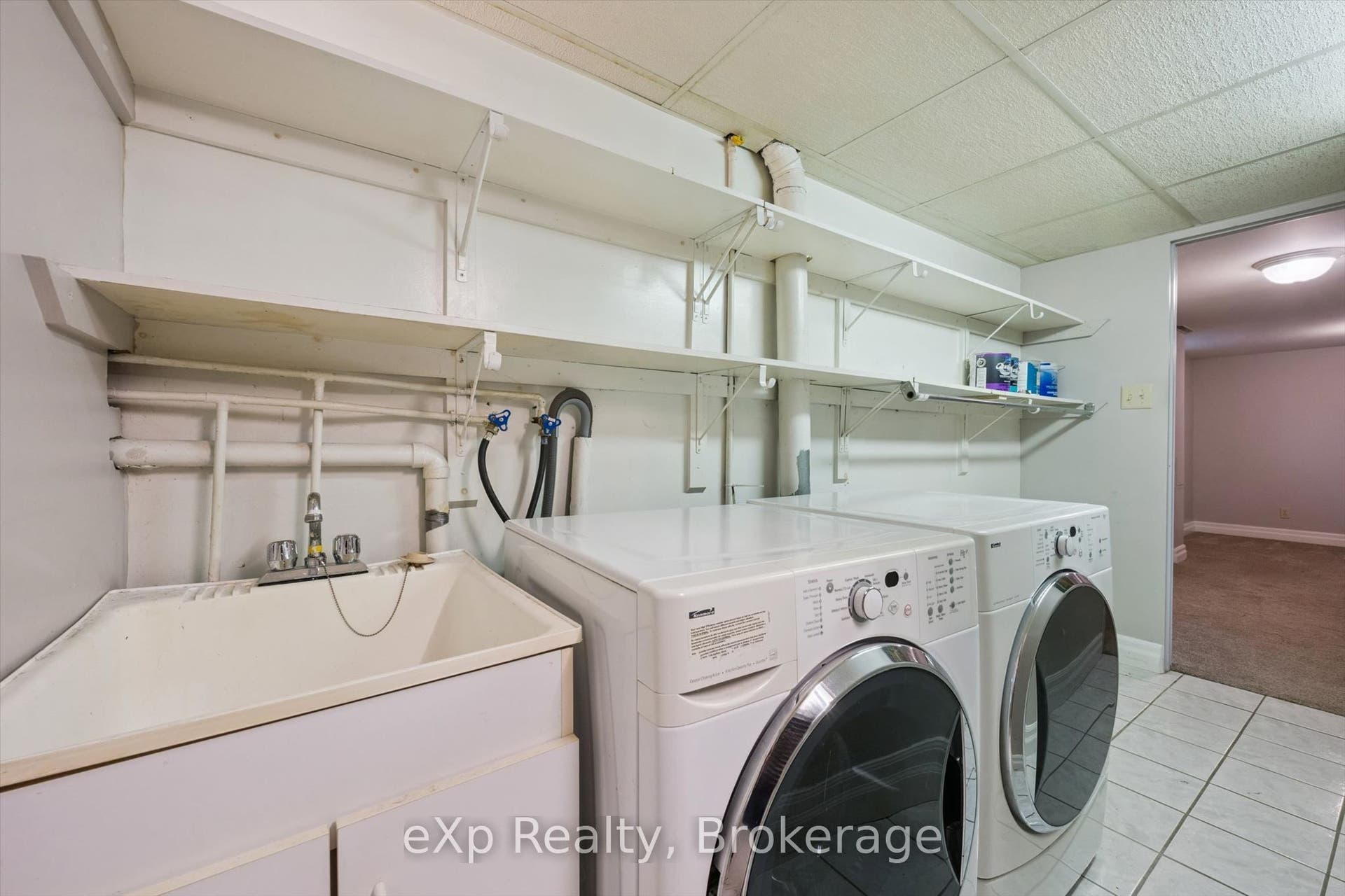 130 Speedvale Avenue W, Guelph, Wellington ON N1H 1K4 130 Speedvale Avenue W, Guelph, Wellington ON N1H 1K4