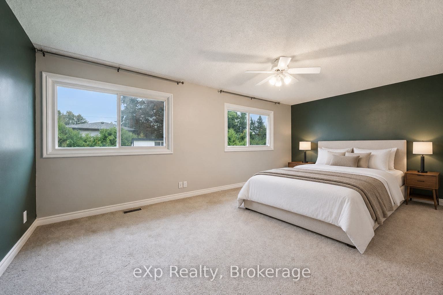 130 Speedvale Avenue W, Guelph, Wellington ON N1H 1K4 Virtually Staged