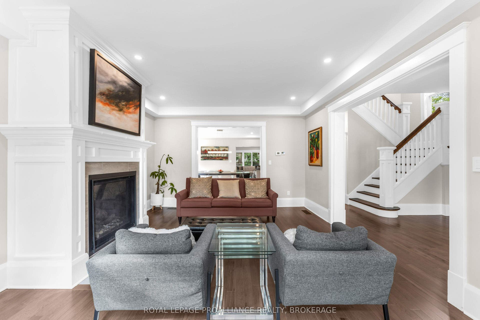 32 Kensington Avenue, Kingston, Frontenac ON K7L 4B5