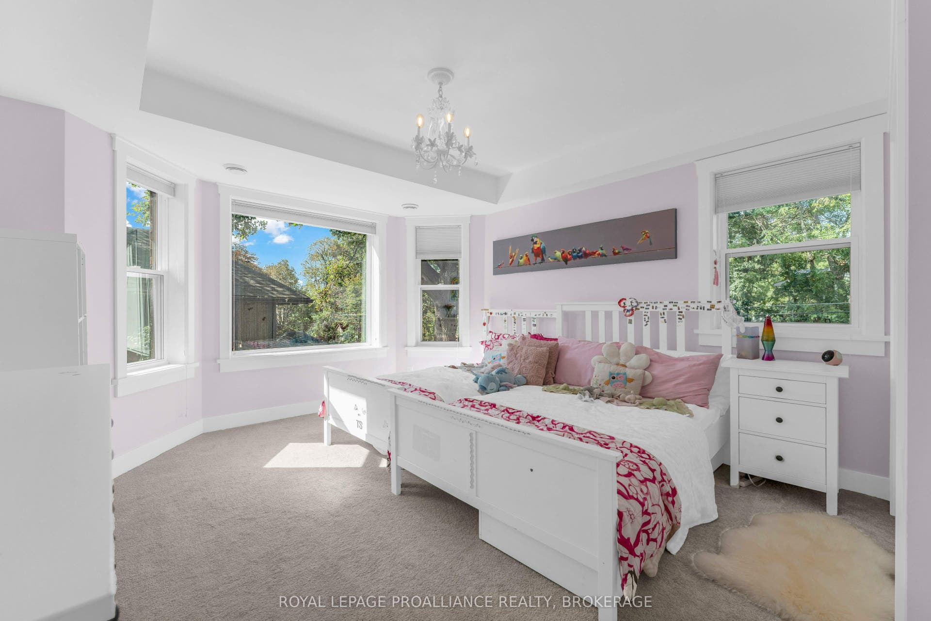 32 Kensington Avenue, Kingston, Frontenac ON K7L 4B5