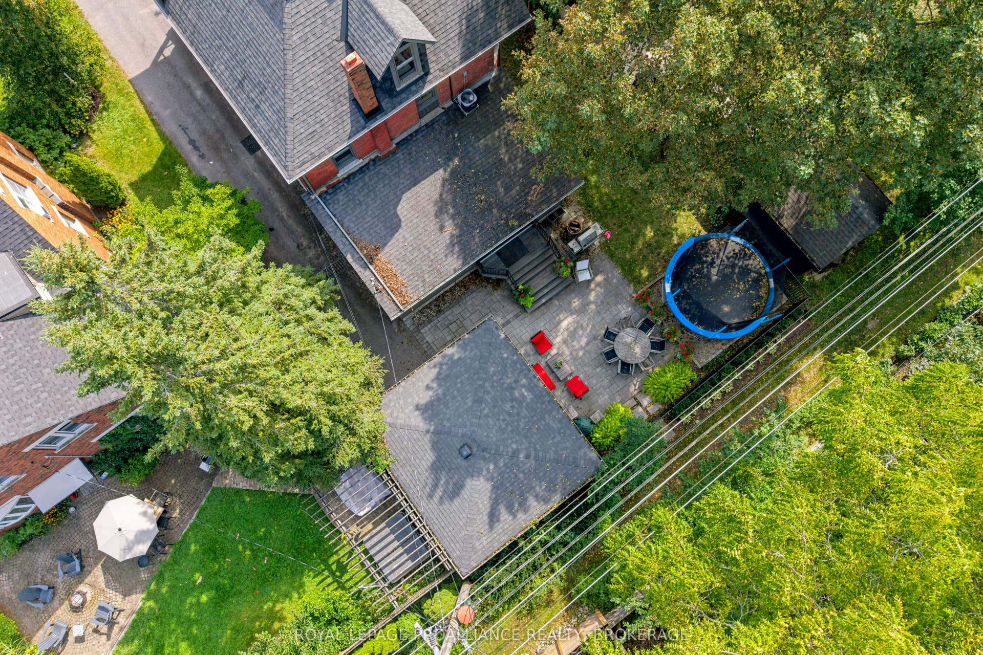 32 Kensington Avenue, Kingston, Frontenac ON K7L 4B5