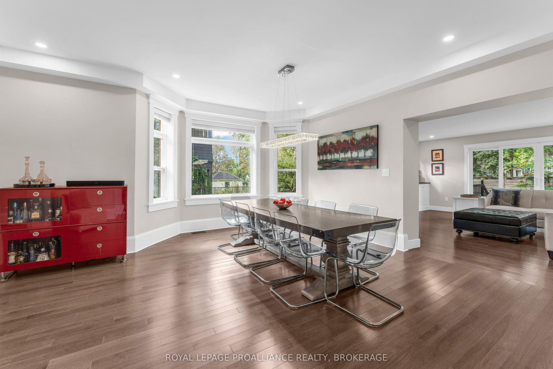 32 Kensington Avenue, Kingston, Frontenac ON K7L 4B5