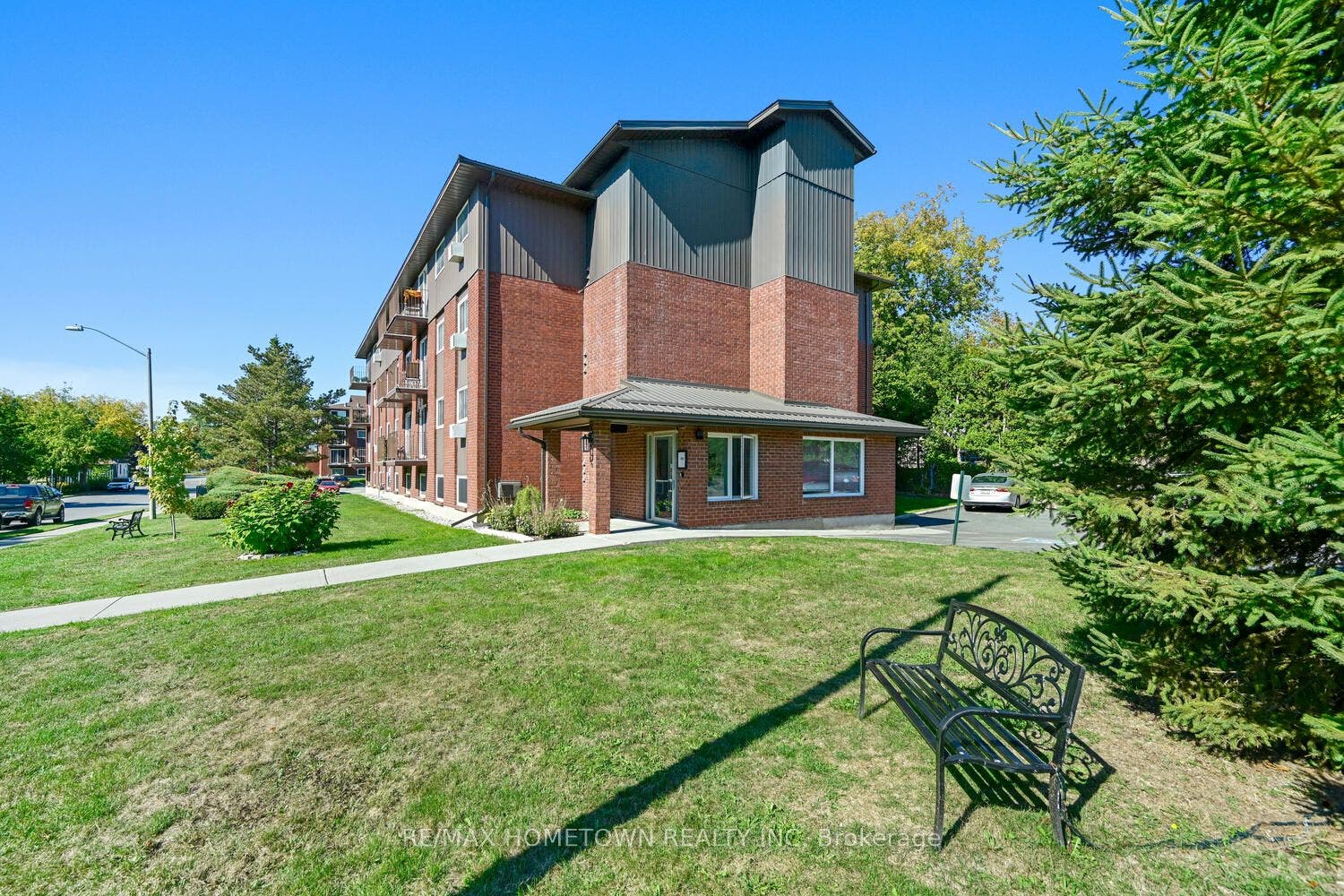 6 Charlotte Place, #17, Brockville, Leeds And Grenville ON K6V 6T4 6 Charlotte Place, #17, Brockville, Leeds And Grenville ON K6V 6T4