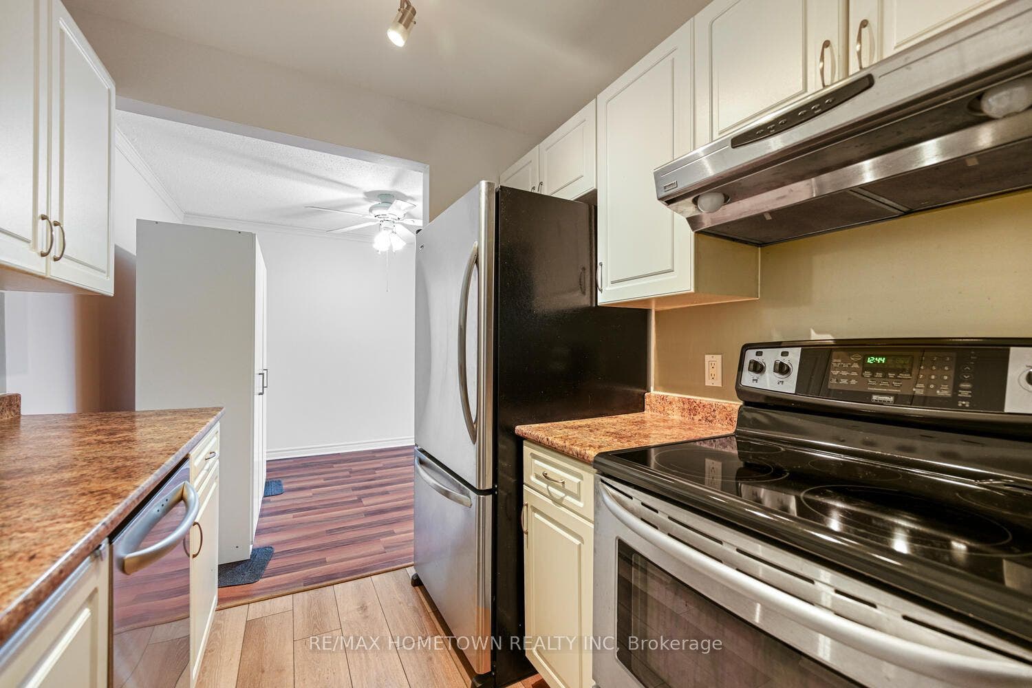 6 Charlotte Place, #17, Brockville, Leeds And Grenville ON K6V 6T4 6 Charlotte Place, #17, Brockville, Leeds And Grenville ON K6V 6T4