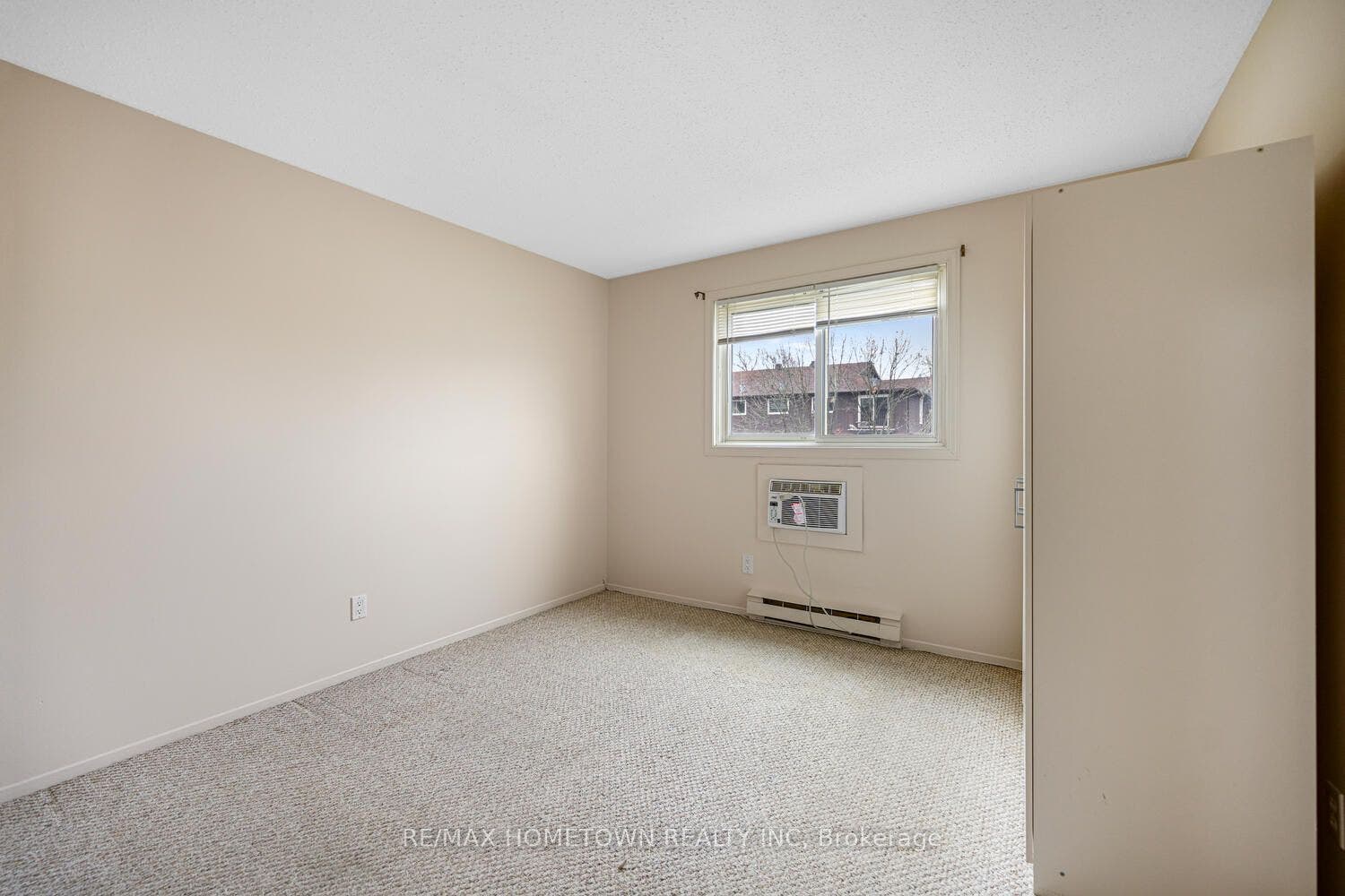 6 Charlotte Place, #17, Brockville, Leeds And Grenville ON K6V 6T4 6 Charlotte Place, #17, Brockville, Leeds And Grenville ON K6V 6T4