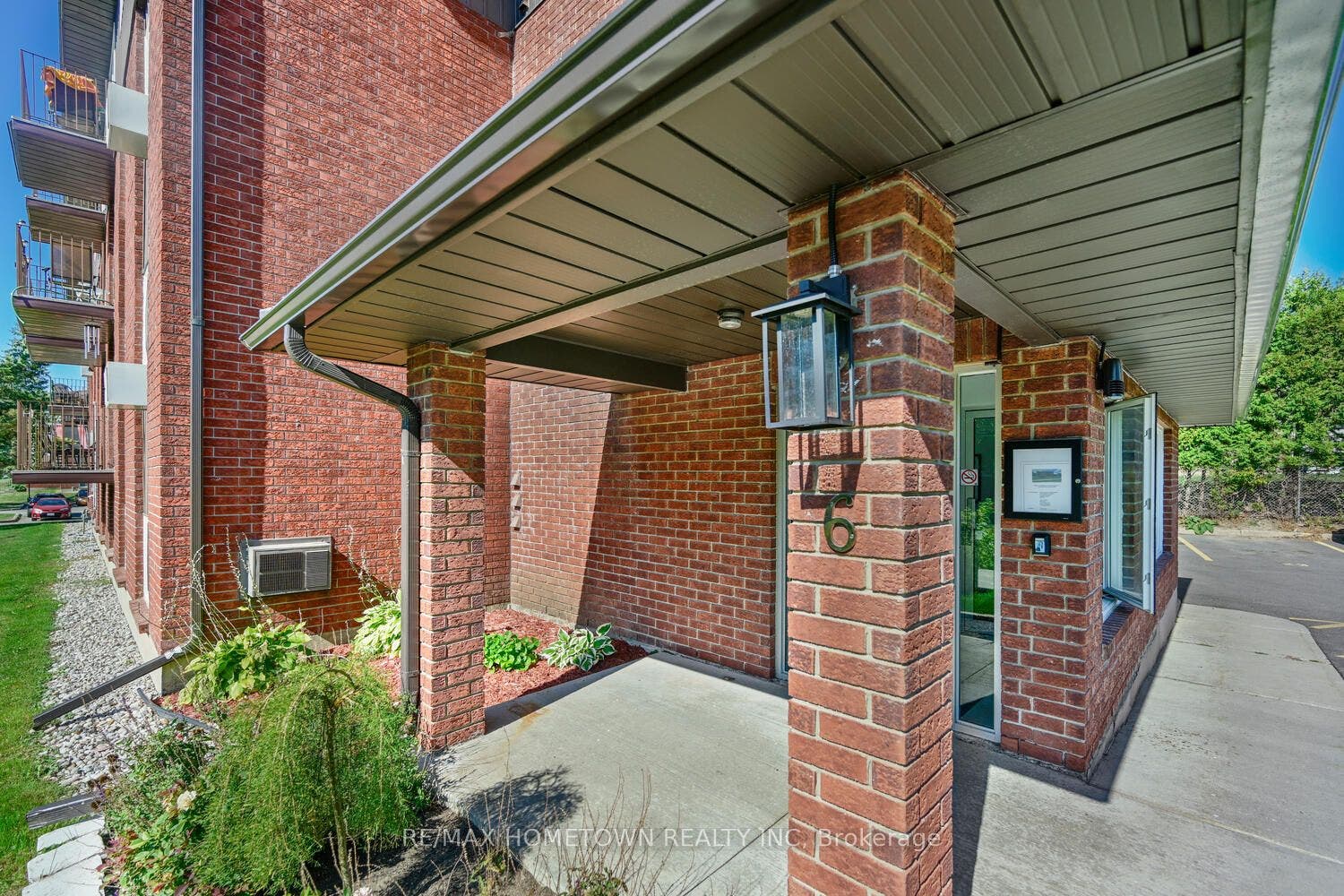 6 Charlotte Place, #17, Brockville, Leeds And Grenville ON K6V 6T4 6 Charlotte Place, #17, Brockville, Leeds And Grenville ON K6V 6T4