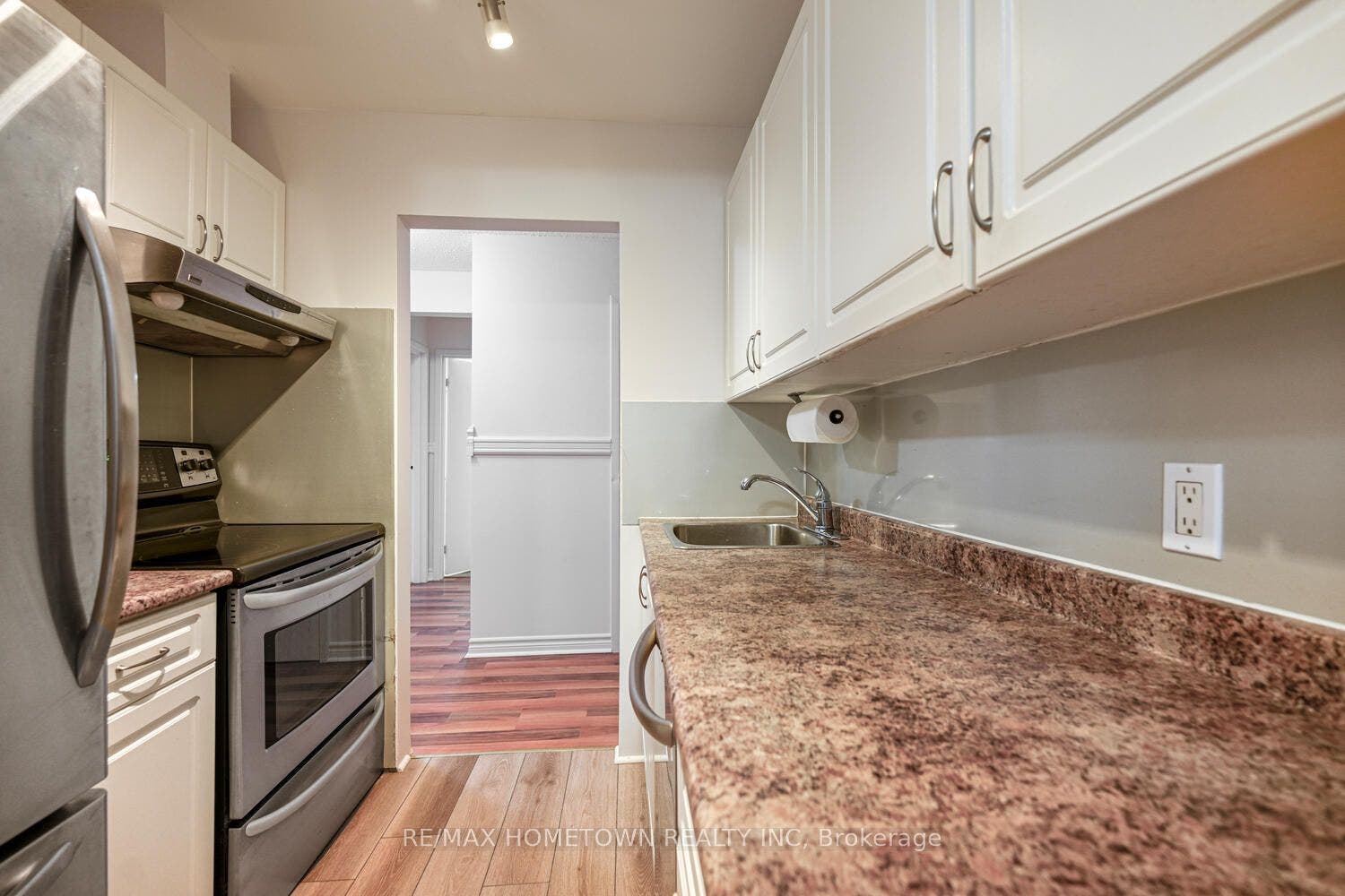6 Charlotte Place, #17, Brockville, Leeds And Grenville ON K6V 6T4 6 Charlotte Place, #17, Brockville, Leeds And Grenville ON K6V 6T4