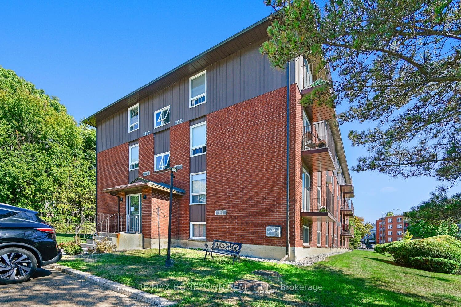 6 Charlotte Place, #17, Brockville, Leeds And Grenville ON K6V 6T4 6 Charlotte Place, #17, Brockville, Leeds And Grenville ON K6V 6T4