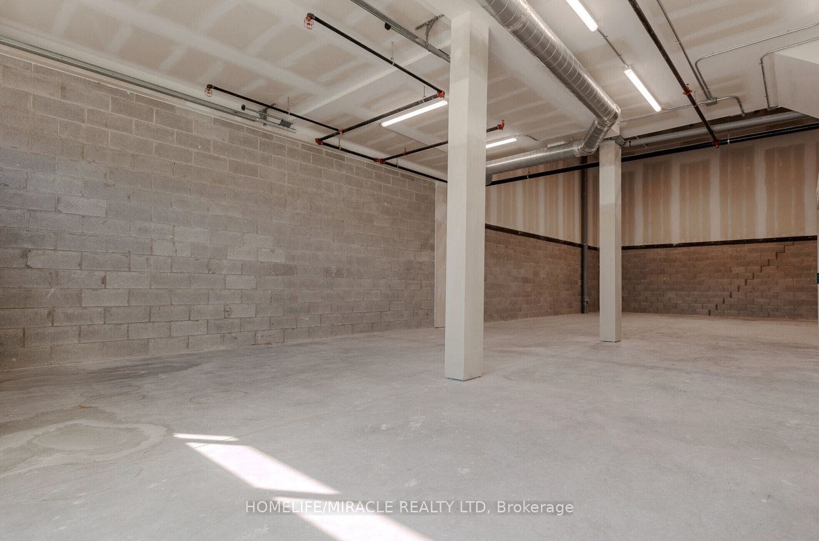 587 Hanlon Creek Boulevard, #21, Guelph, Wellington ON N1C 0B3 587 Hanlon Creek Boulevard, #21, Guelph, Wellington ON N1C 0B3