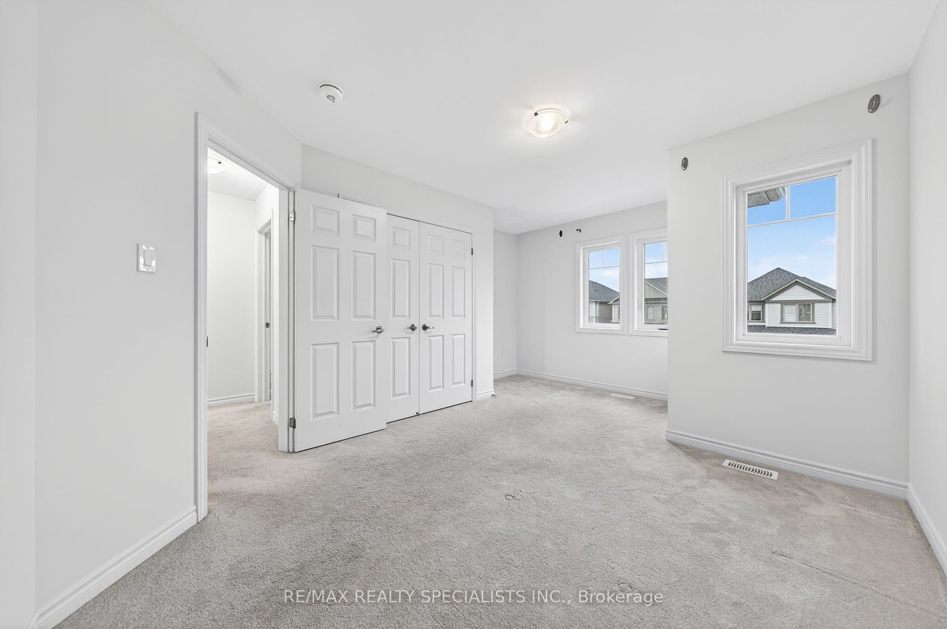27 Harpin Way W, Centre Wellington, Wellington ON N1M 0H8 27 Harpin Way W, Centre Wellington, Wellington ON N1M 0H8