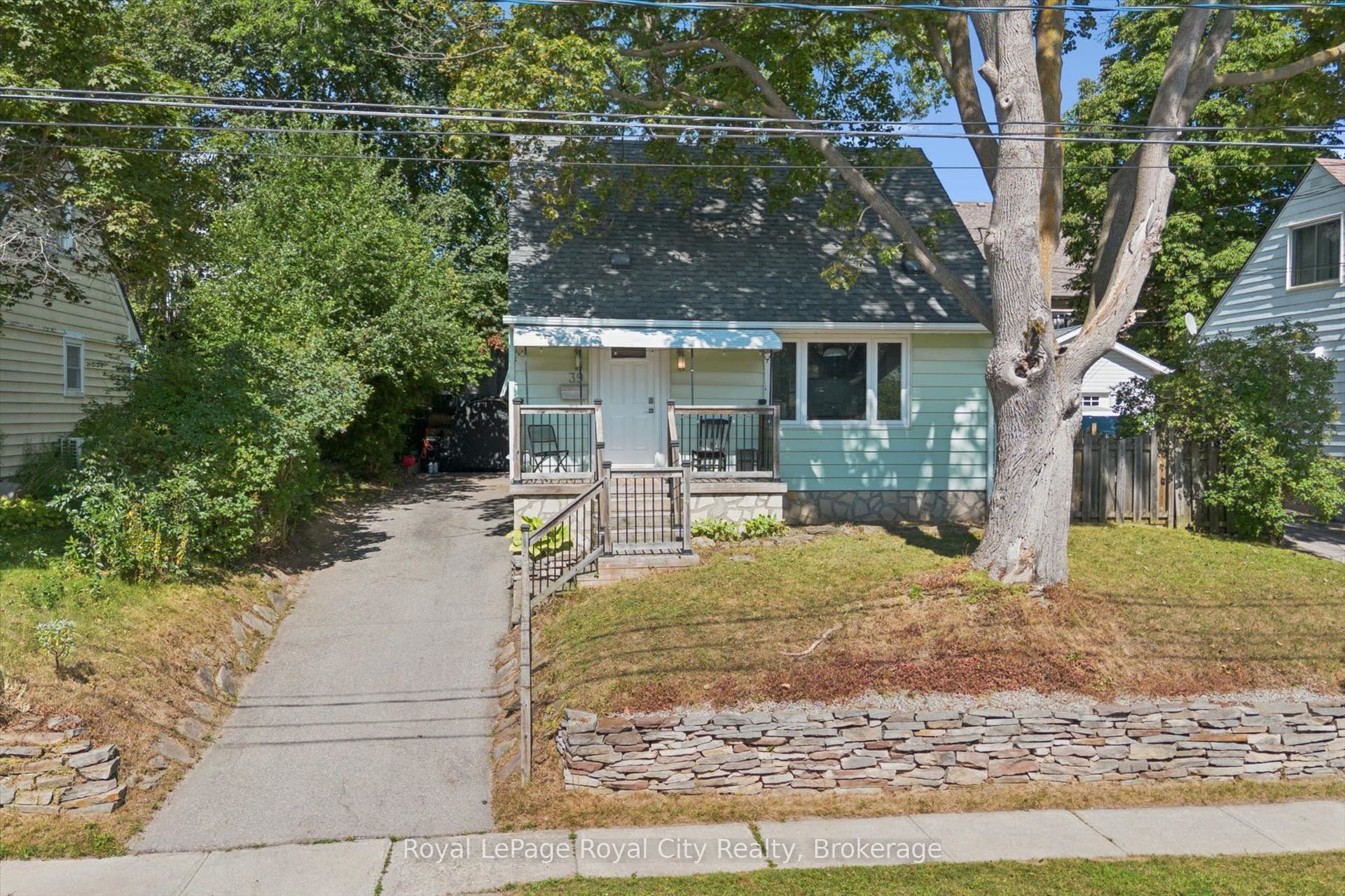 39 Ridgewood Avenue, Guelph, Wellington ON N1H 6C3 39 Ridgewood Avenue, Guelph, Wellington ON N1H 6C3