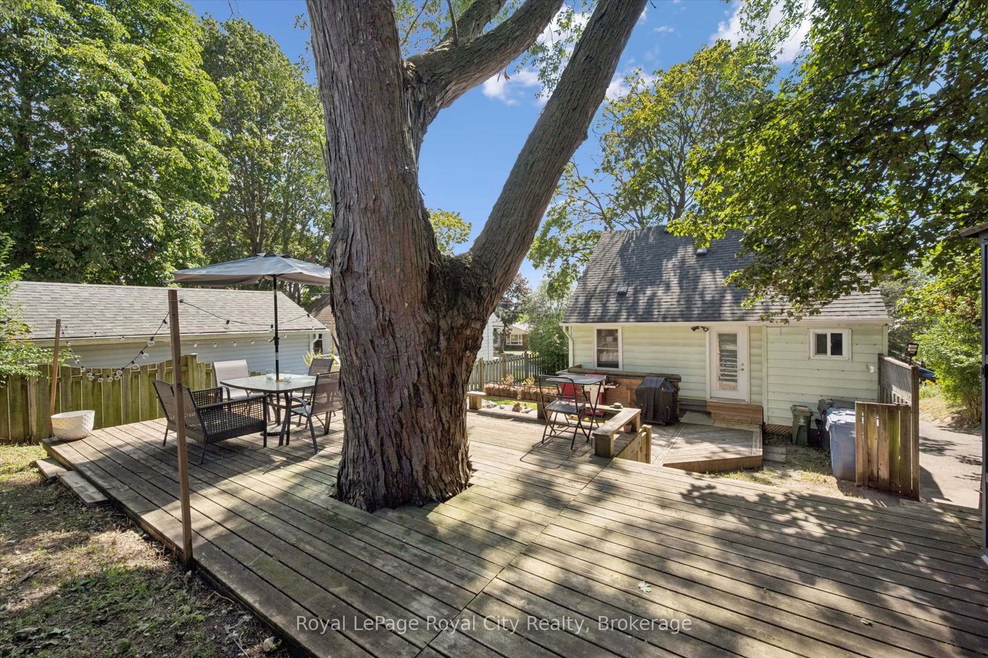 39 Ridgewood Avenue, Guelph, Wellington ON N1H 6C3 39 Ridgewood Avenue, Guelph, Wellington ON N1H 6C3