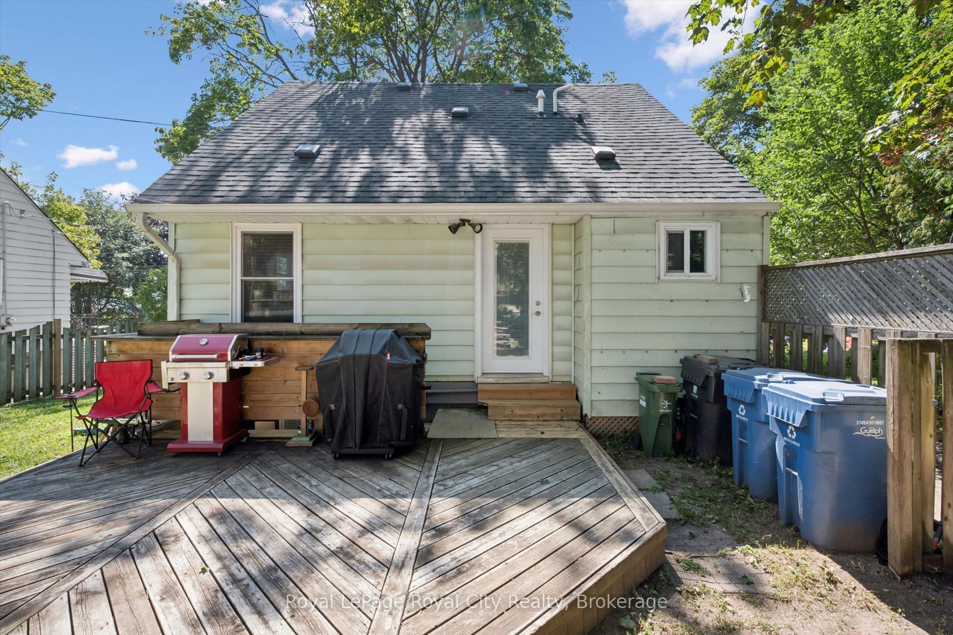 39 Ridgewood Avenue, Guelph, Wellington ON N1H 6C3 39 Ridgewood Avenue, Guelph, Wellington ON N1H 6C3